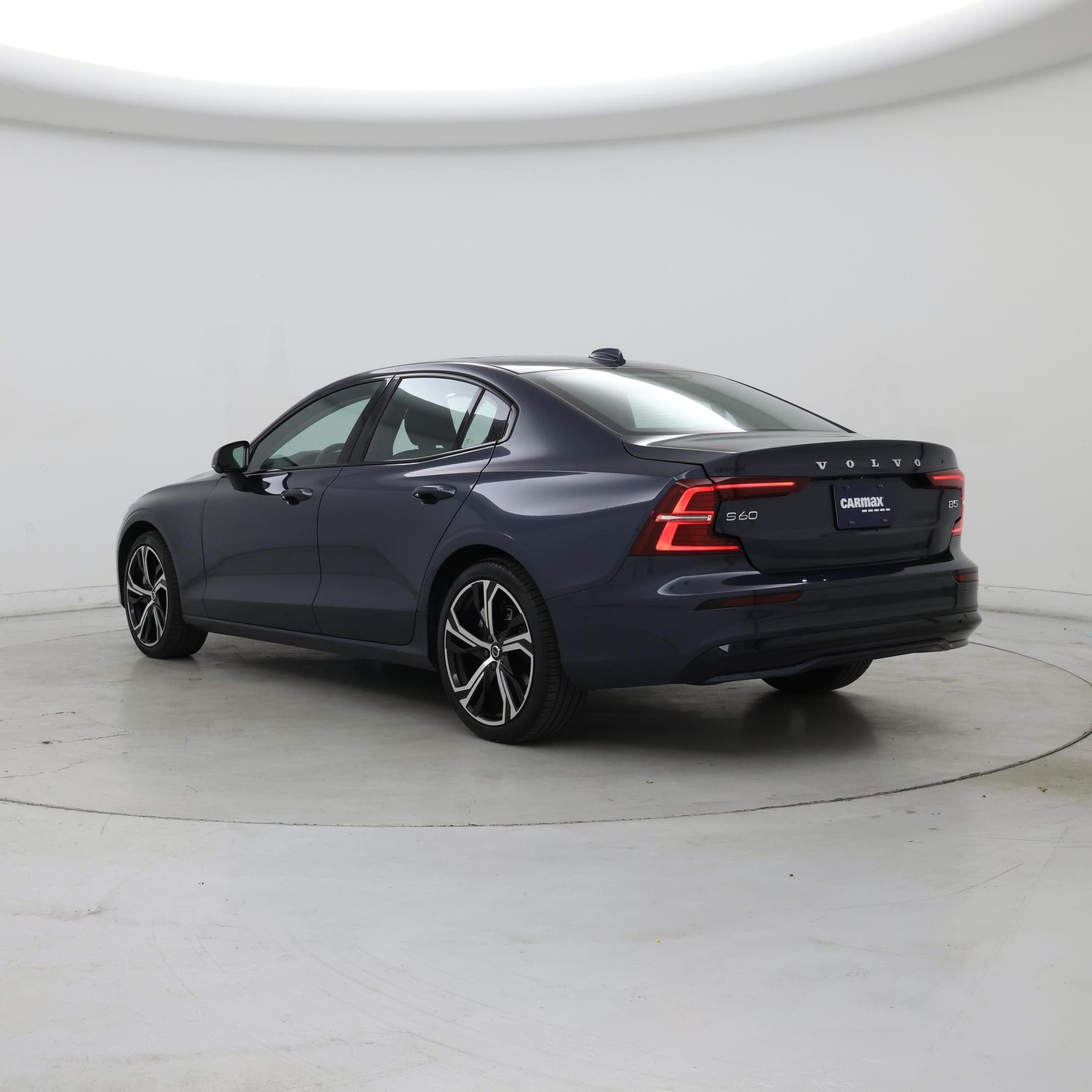 Thumbnail: 2024 Volvo S60 - 2