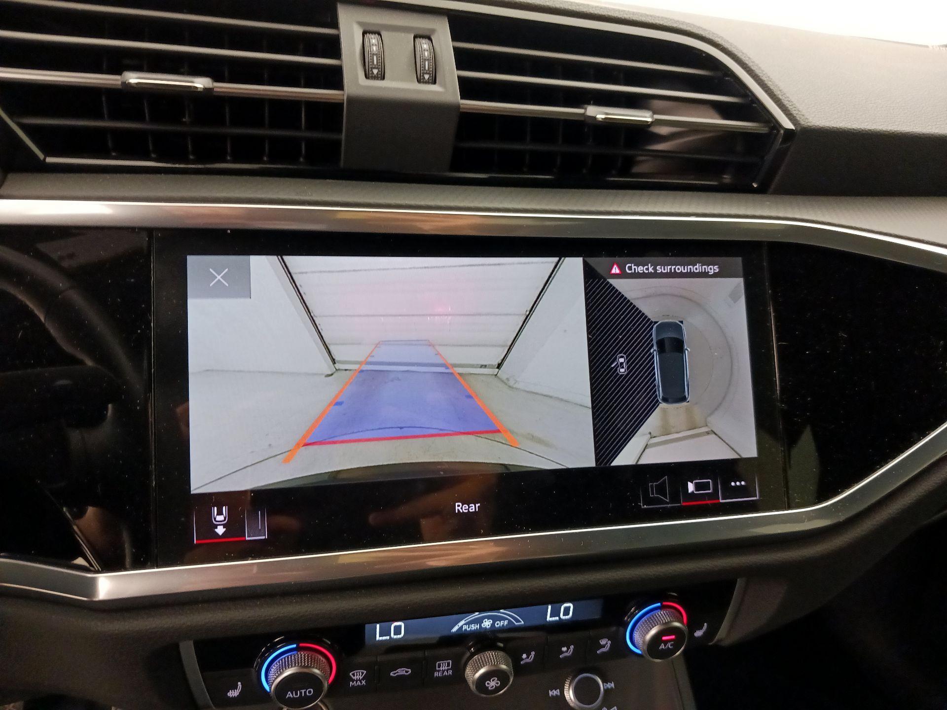 Thumbnail: 2023 Audi Q3 - 15