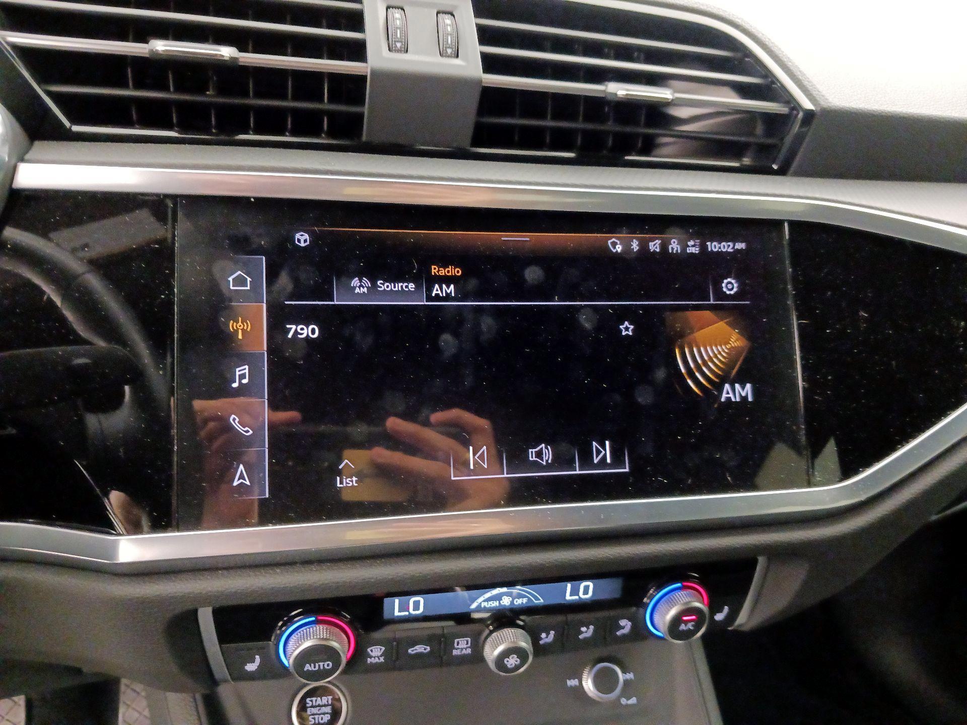 Thumbnail: 2023 Audi Q3 - 16