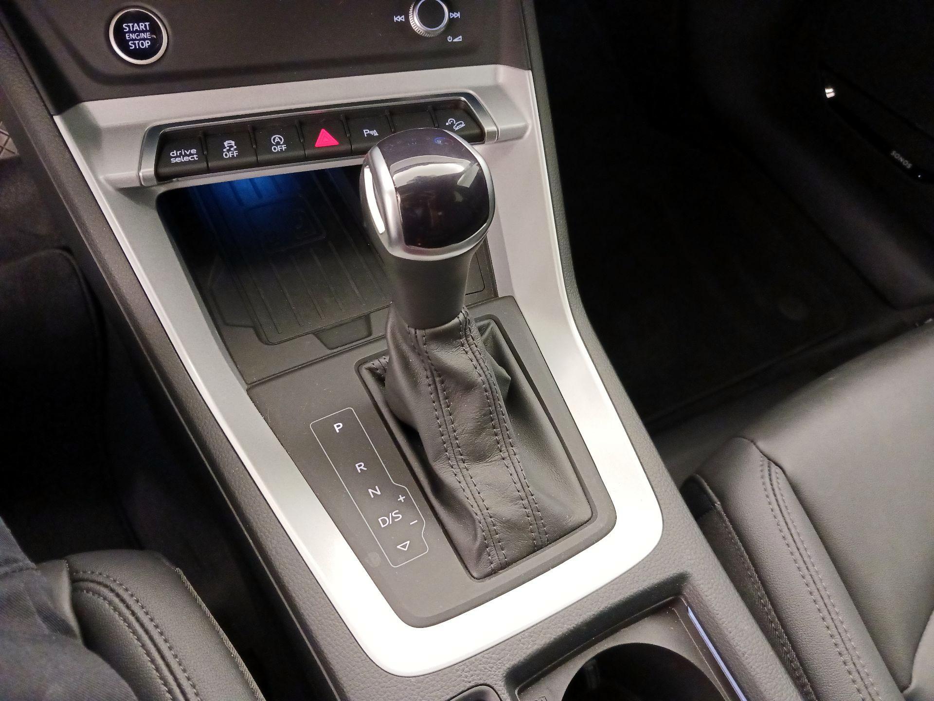 Thumbnail: 2023 Audi Q3 - 18