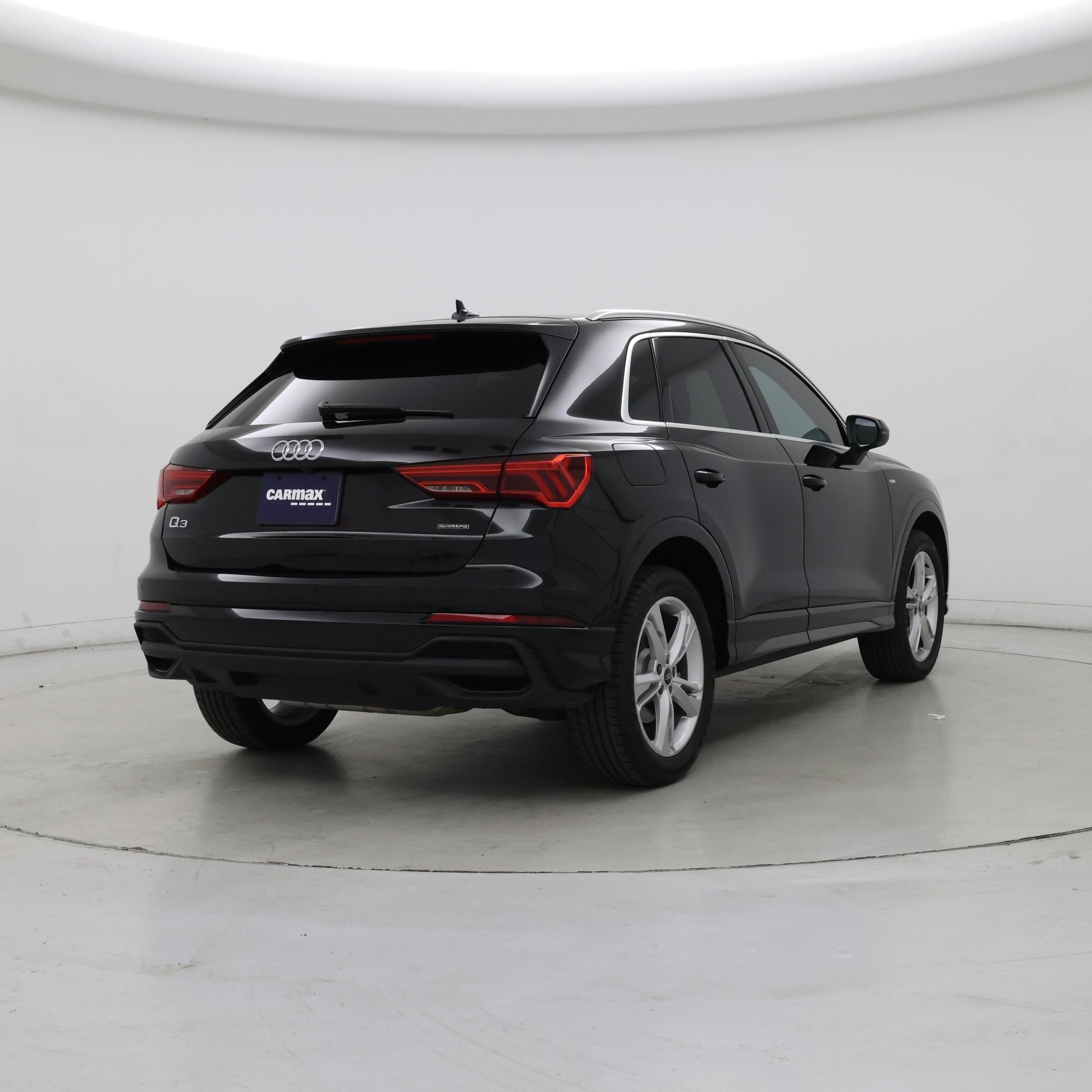 Thumbnail: 2023 Audi Q3 - 8