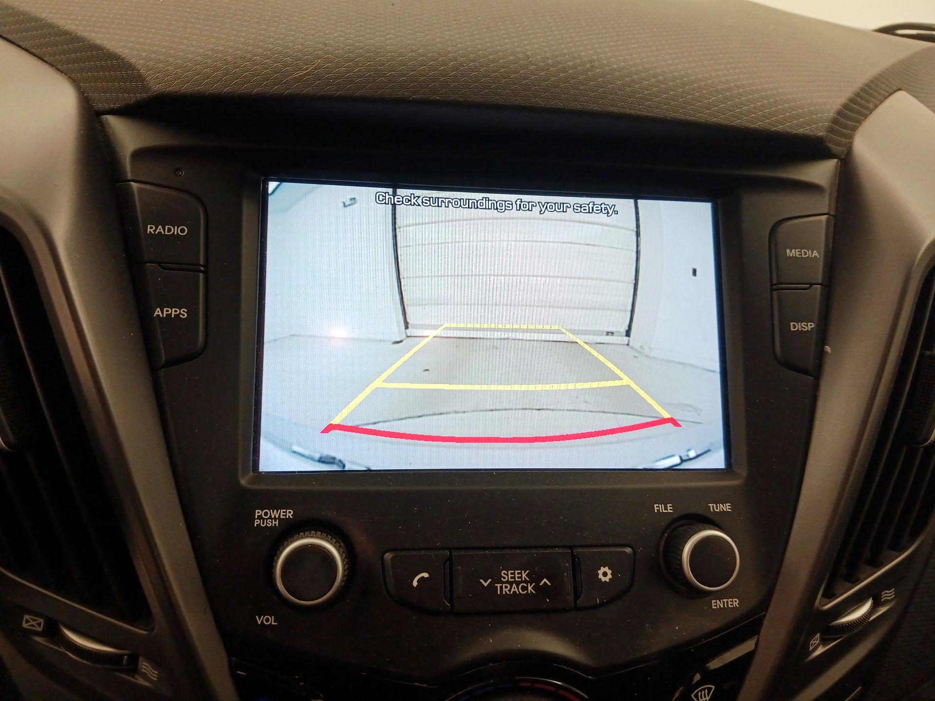 Thumbnail: 2017 Hyundai Veloster - 14