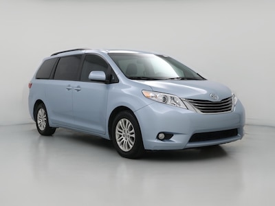 2017 Toyota Sienna XLE