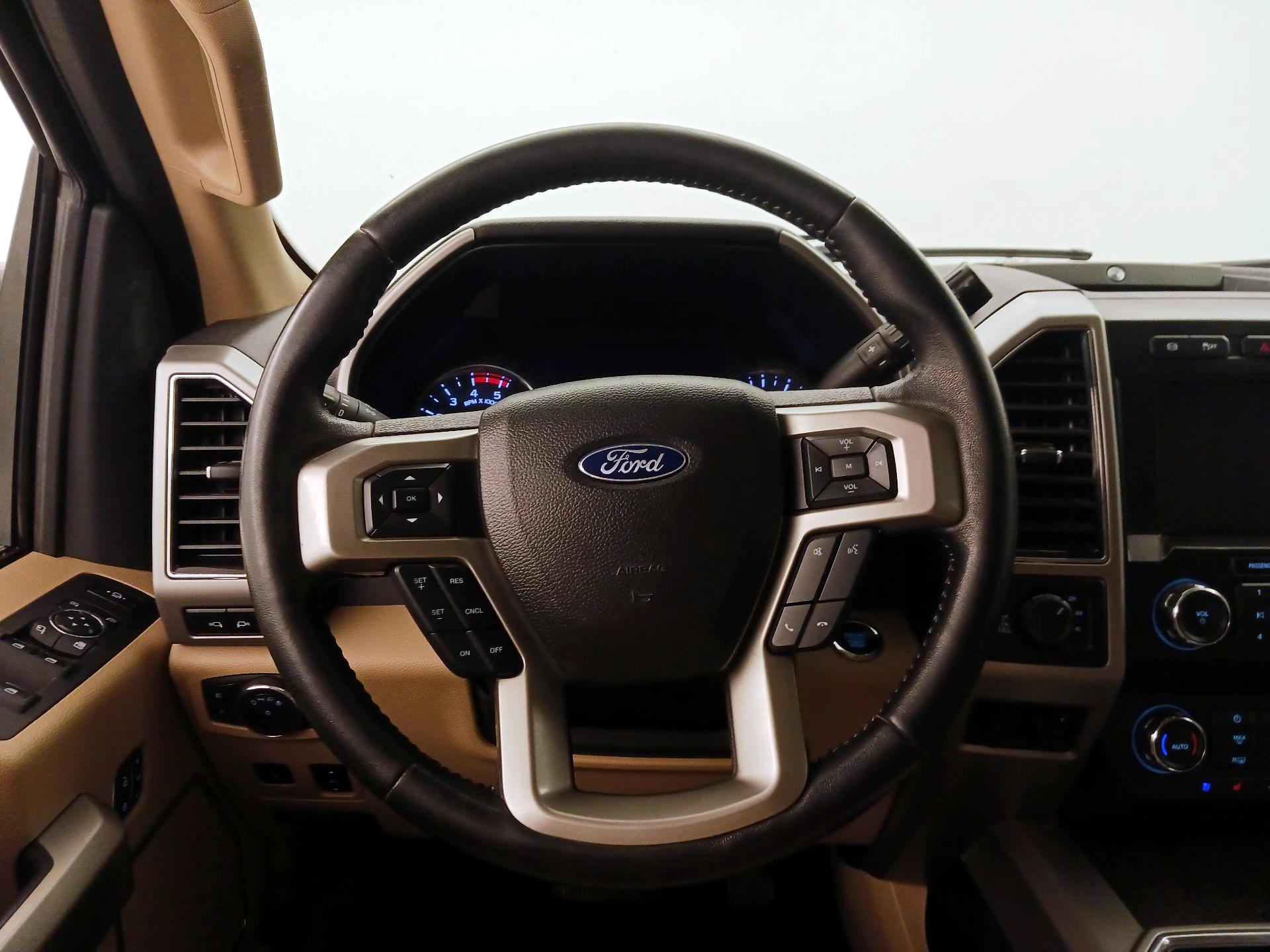 Thumbnail: 2020 Ford F-250 - 10