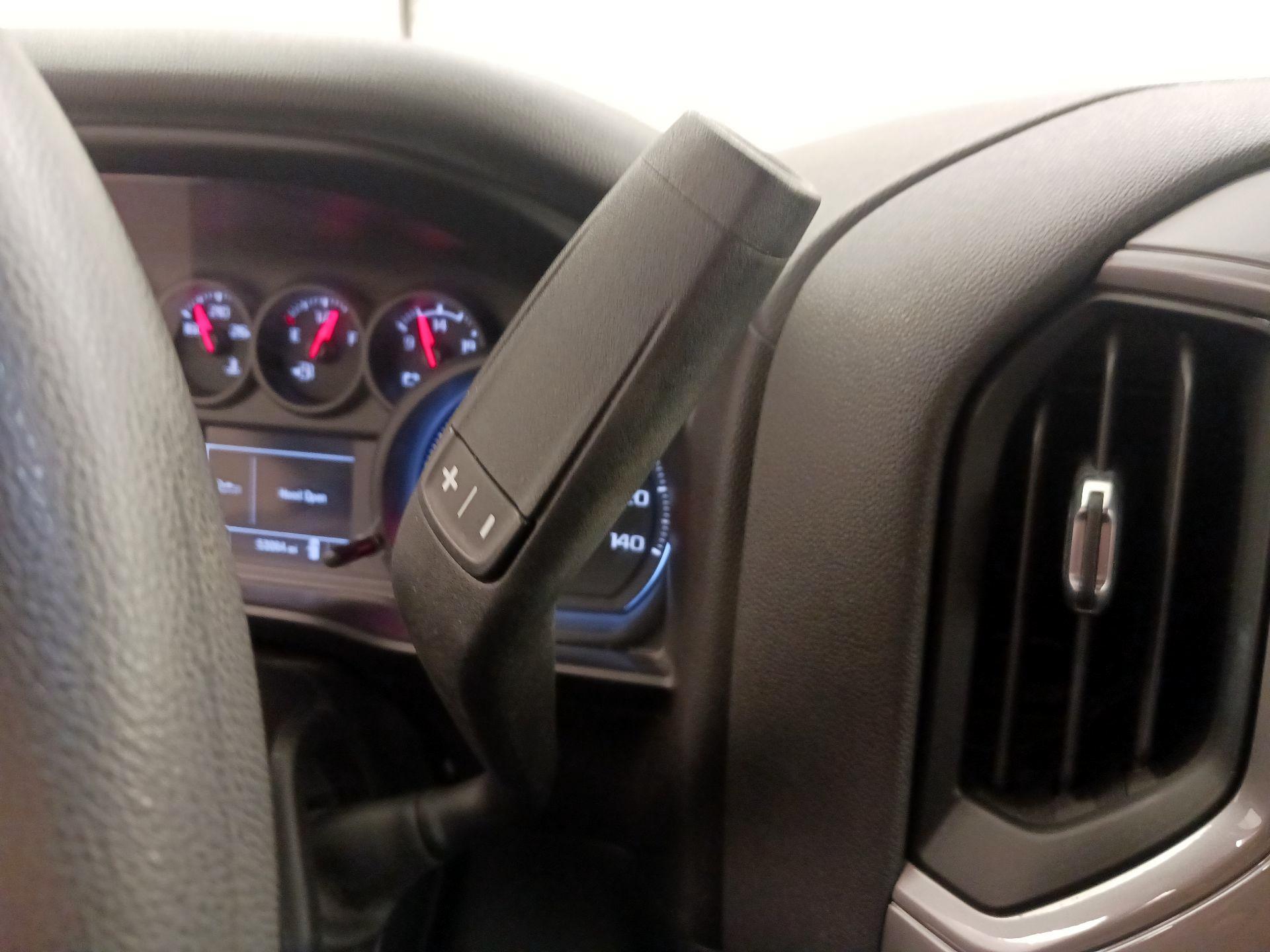 Thumbnail: 2021 Chevrolet Silverado 1500 - 17