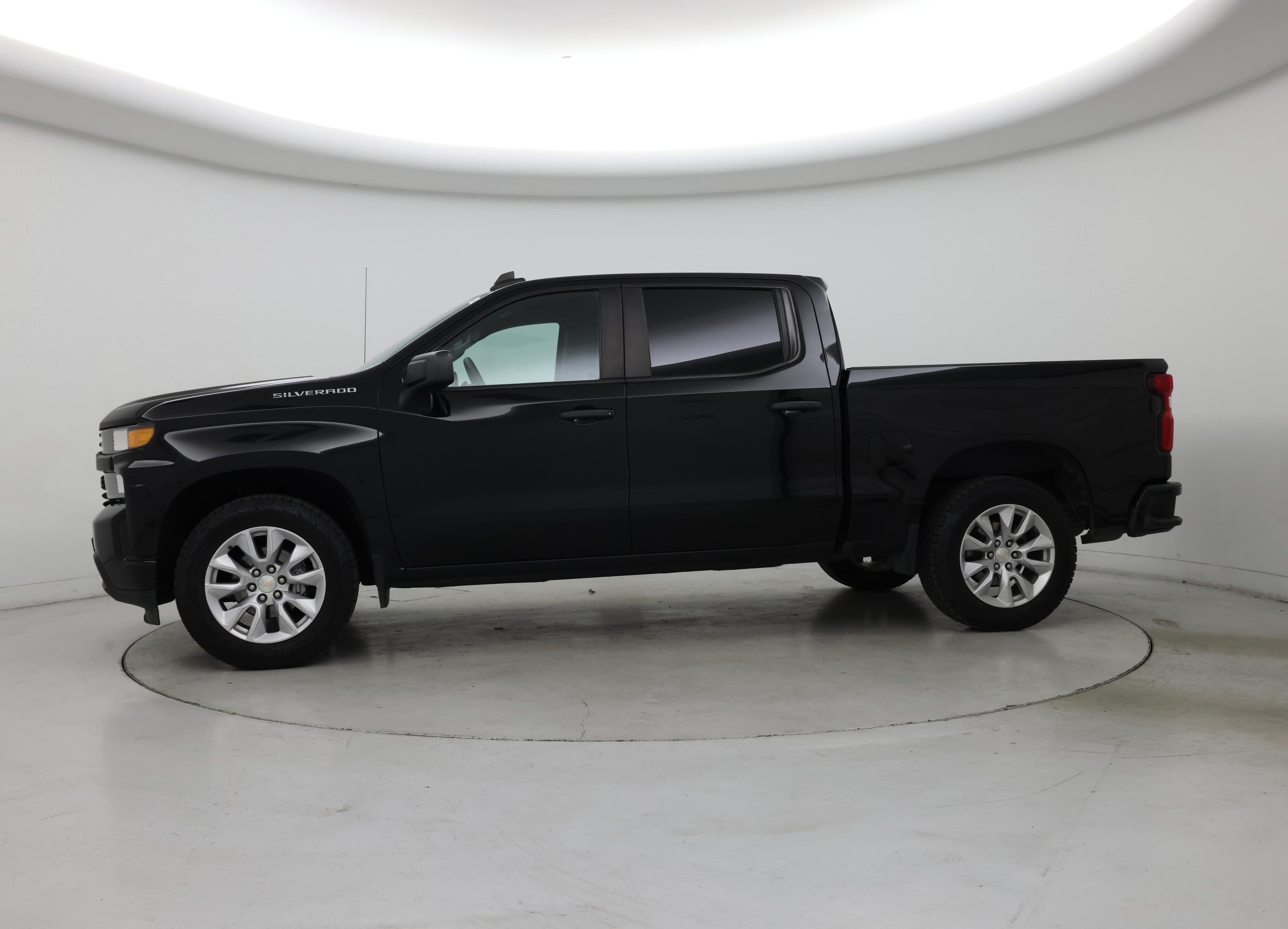 Thumbnail: 2021 Chevrolet Silverado 1500 - 3