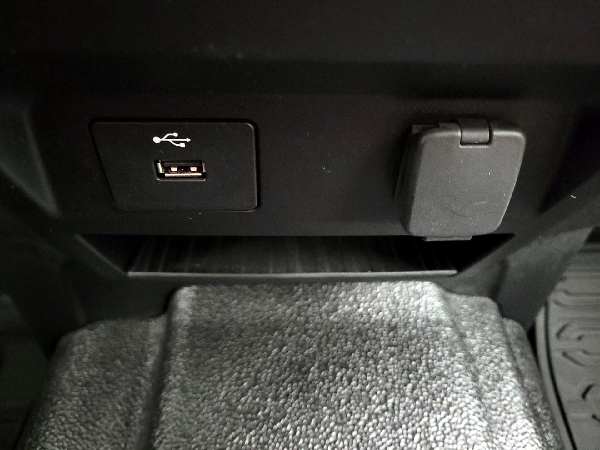 Thumbnail: 2021 Ford F-250 - 18