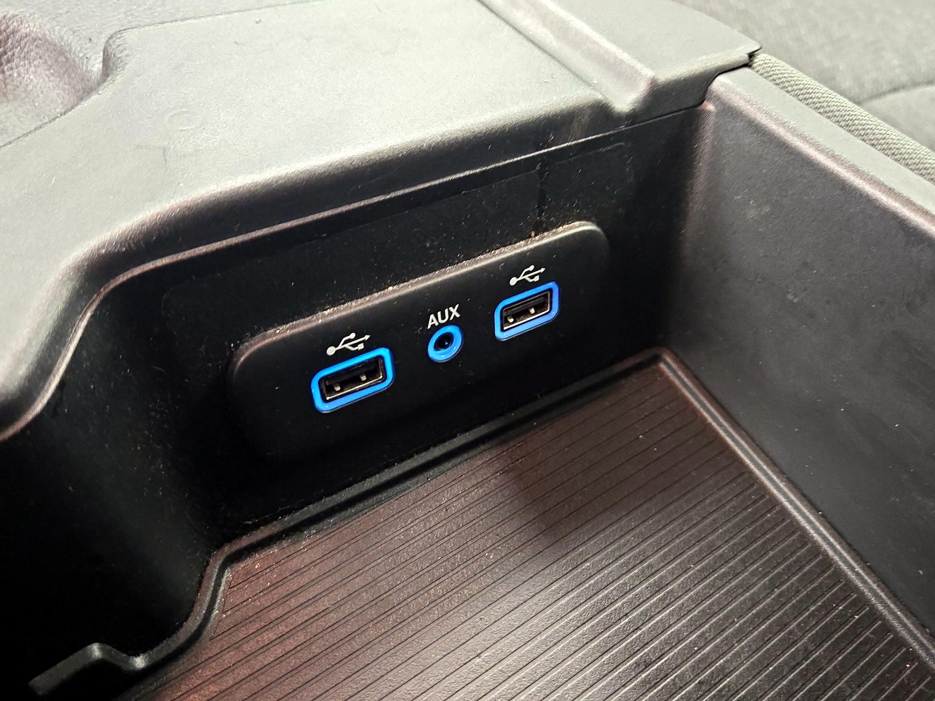 Thumbnail: 2019 RAM 1500 Classic - 18