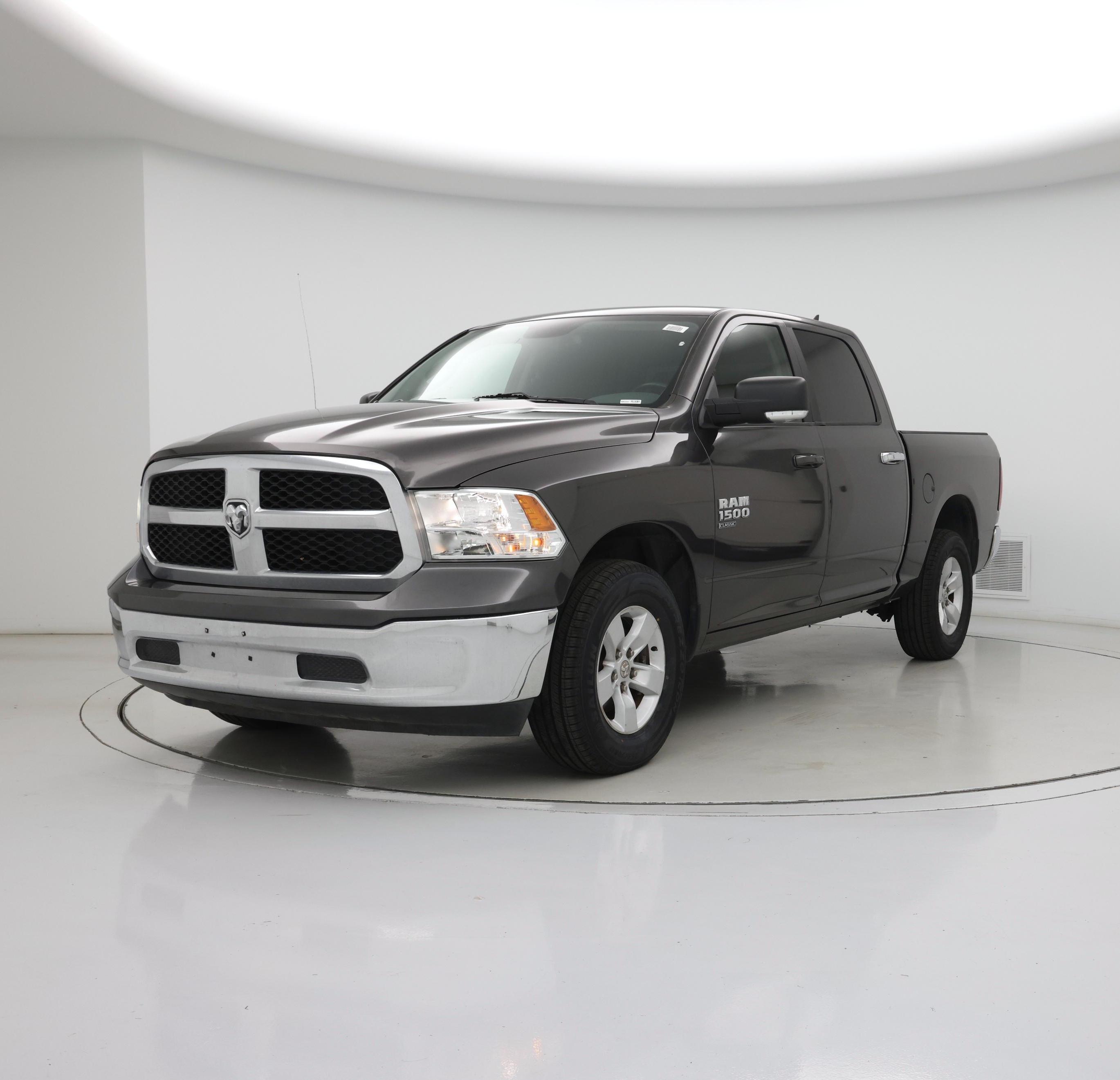 Thumbnail: 2019 RAM 1500 Classic - 4