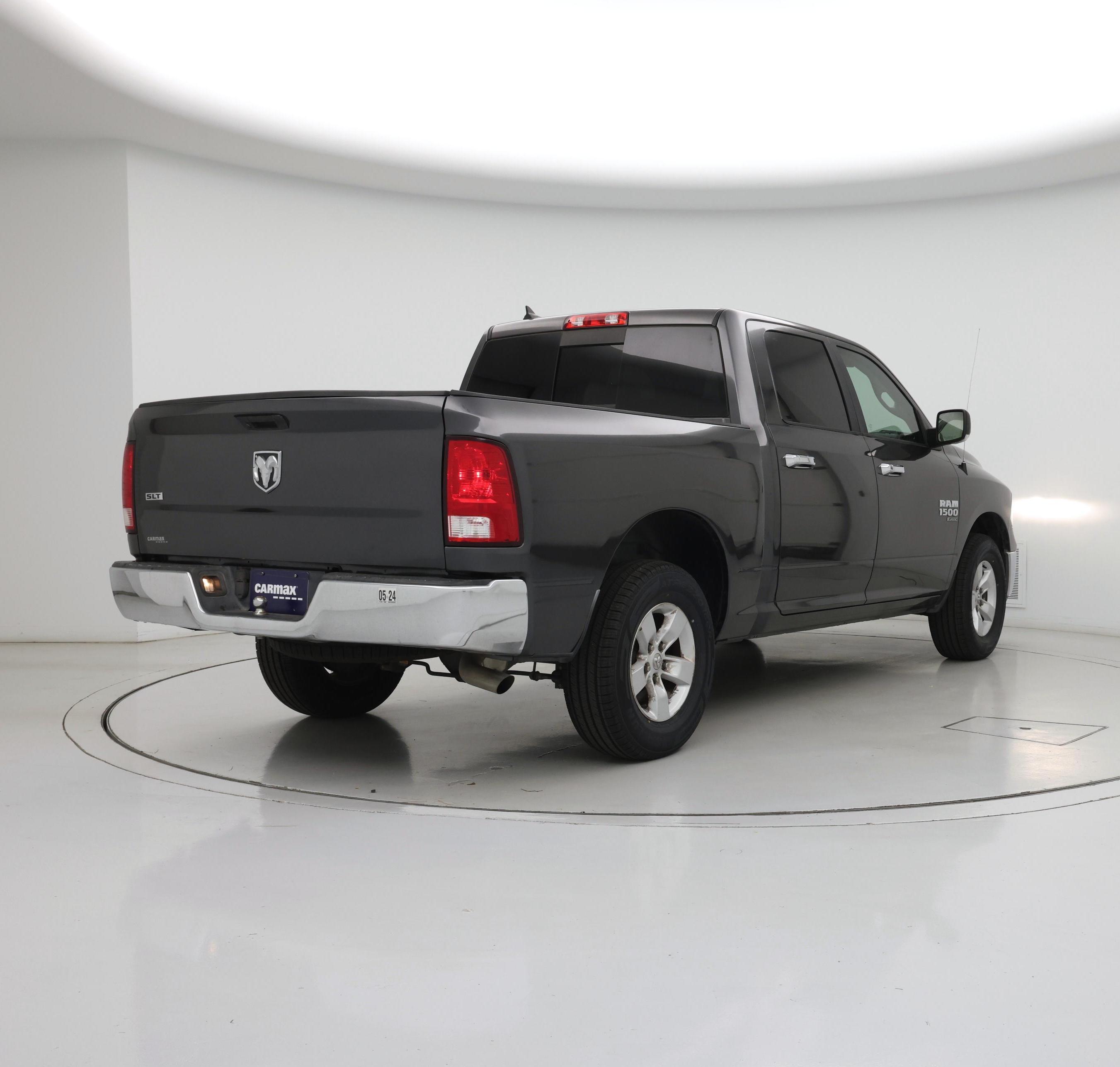 Thumbnail: 2019 RAM 1500 Classic - 8