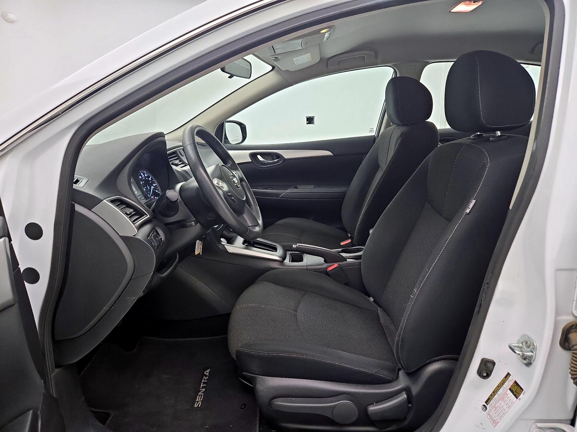 Thumbnail: 2018 Nissan Sentra - 11