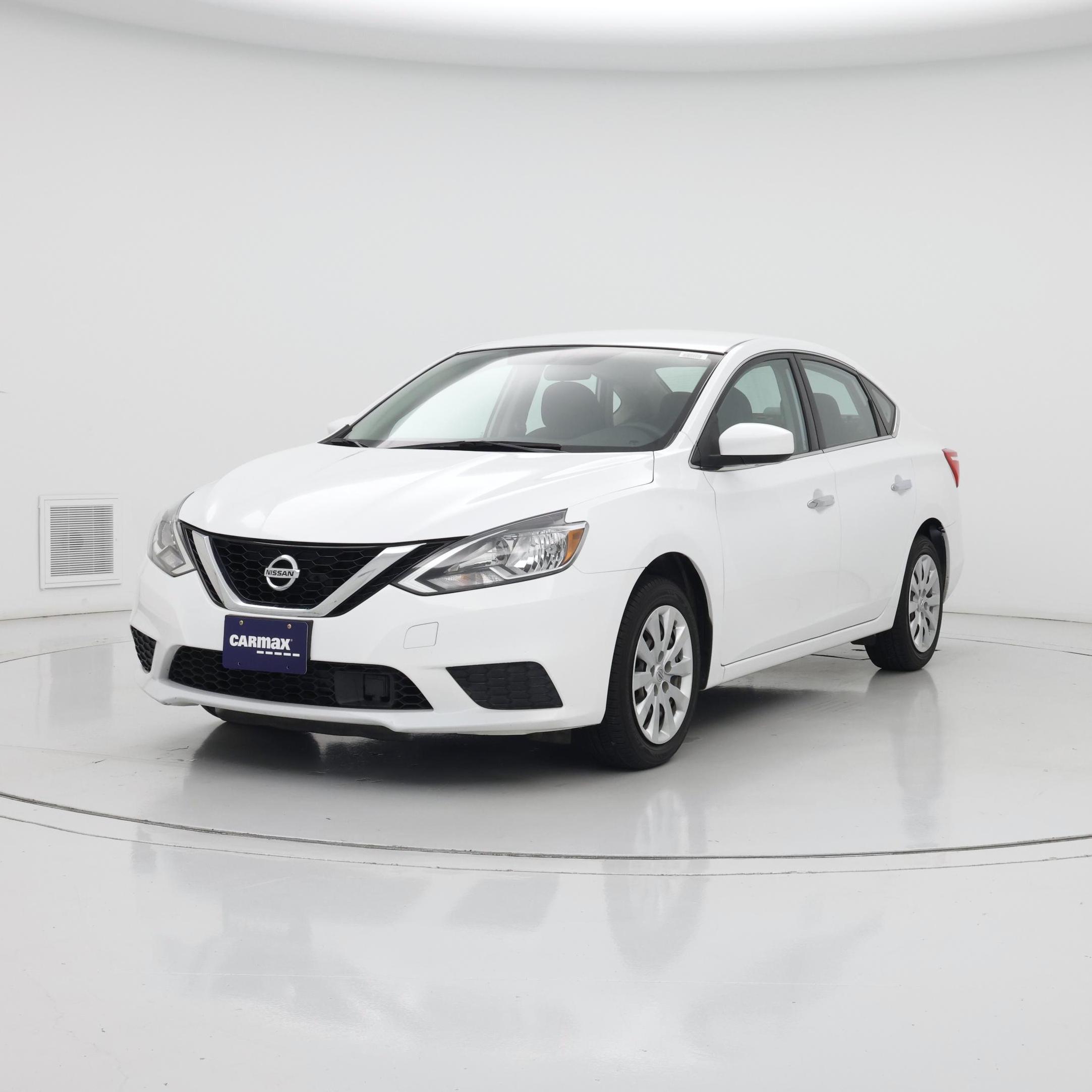 Thumbnail: 2018 Nissan Sentra - 4