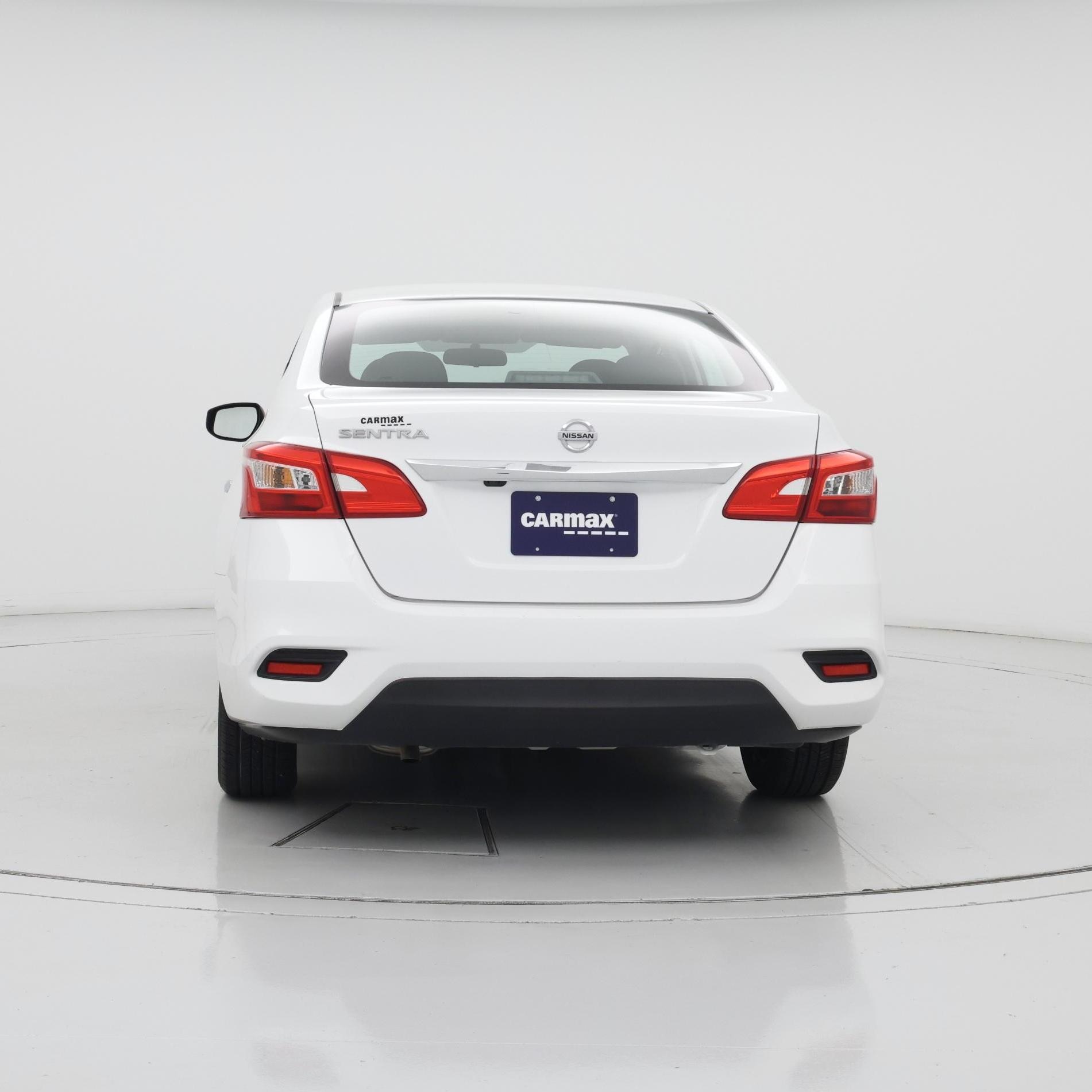 Thumbnail: 2018 Nissan Sentra - 6
