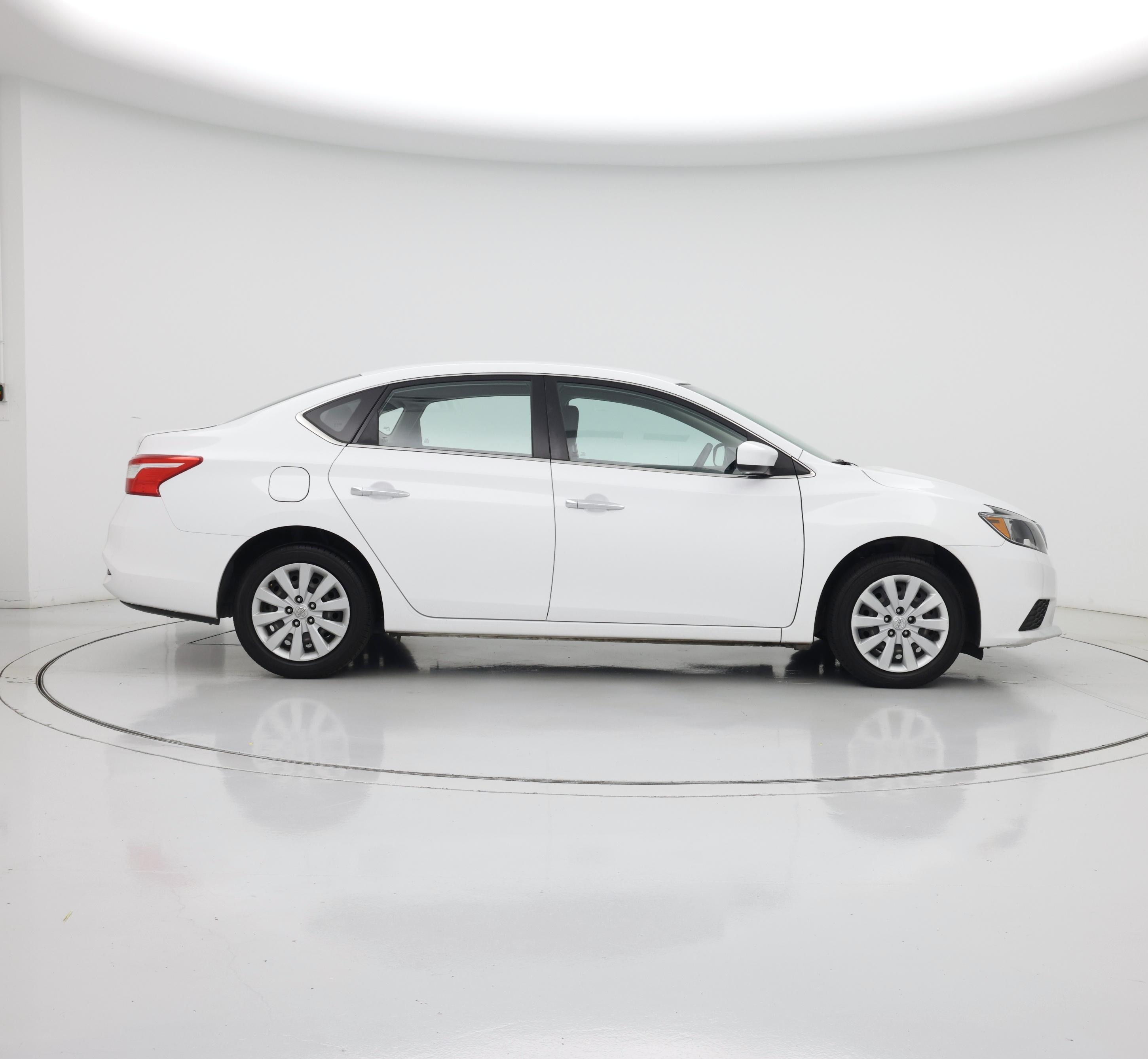 Thumbnail: 2018 Nissan Sentra - 7