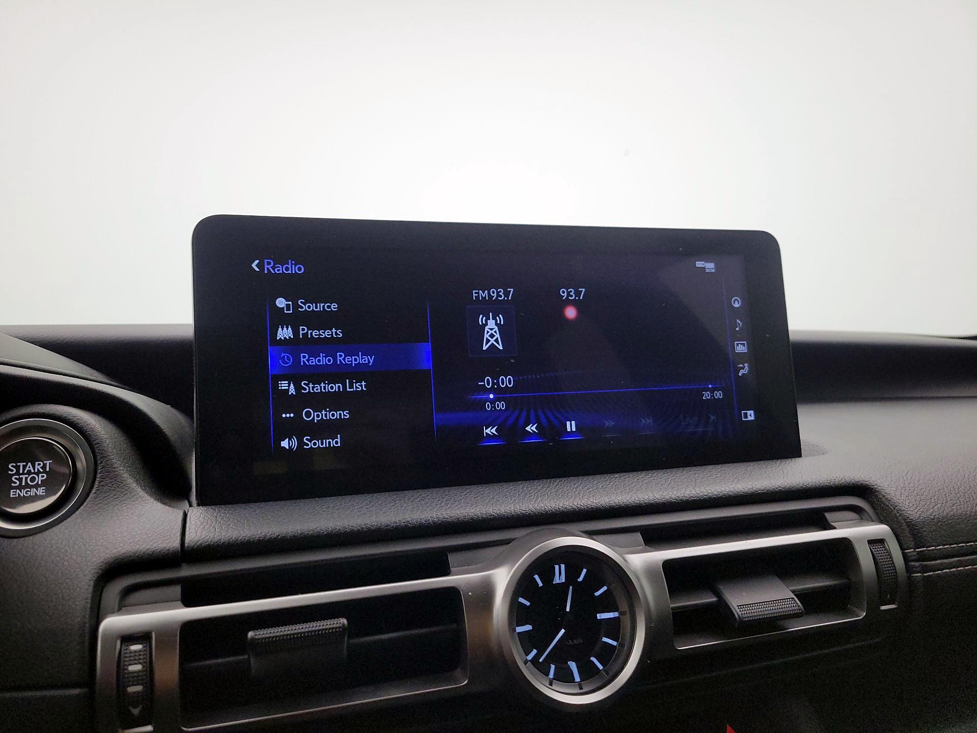 Thumbnail: 2022 Lexus IS - 16