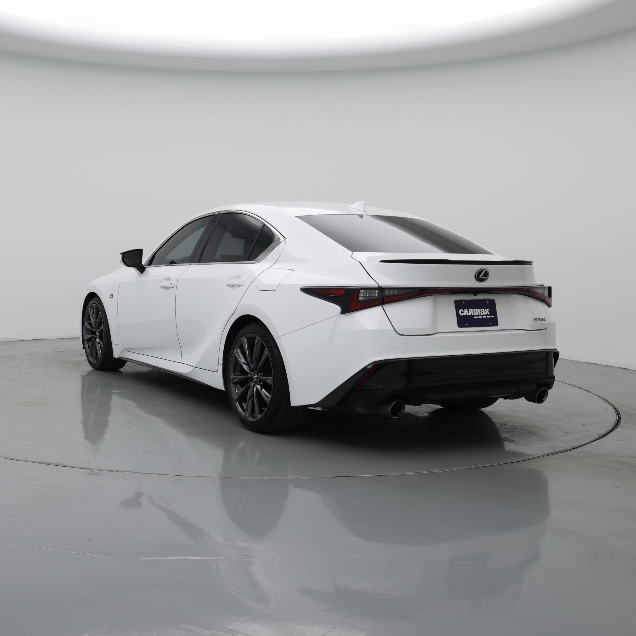 Thumbnail: 2022 Lexus IS - 2