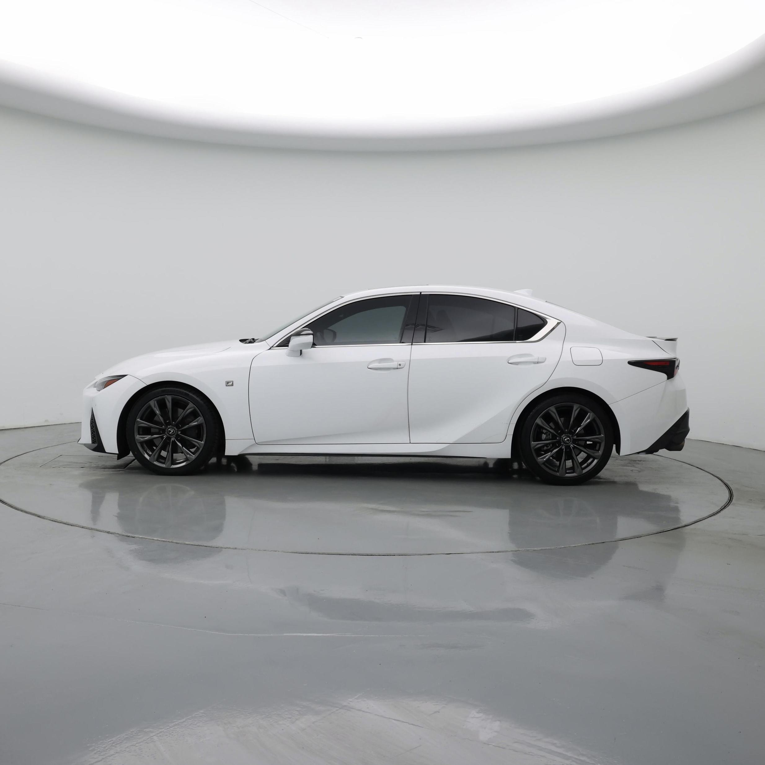 Thumbnail: 2022 Lexus IS - 3