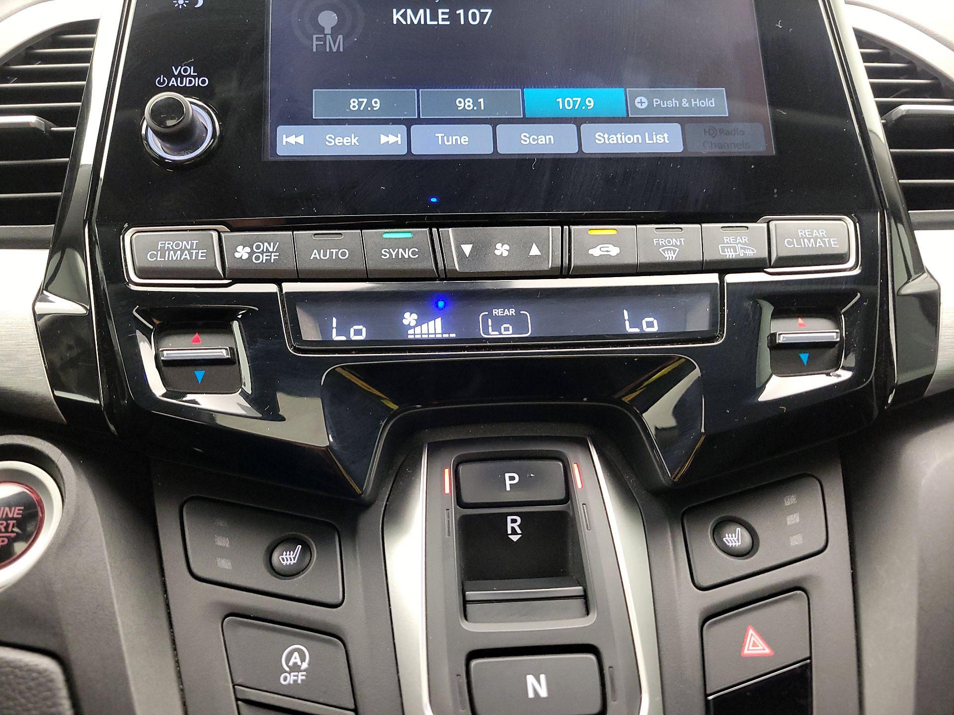 Thumbnail: 2022 Honda Odyssey - 16