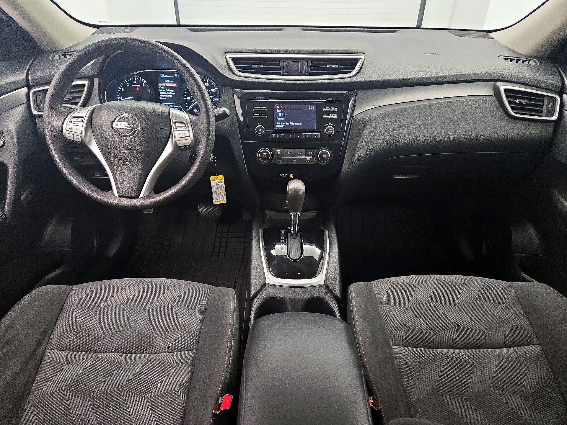 Thumbnail: 2016 Nissan Rogue - 9
