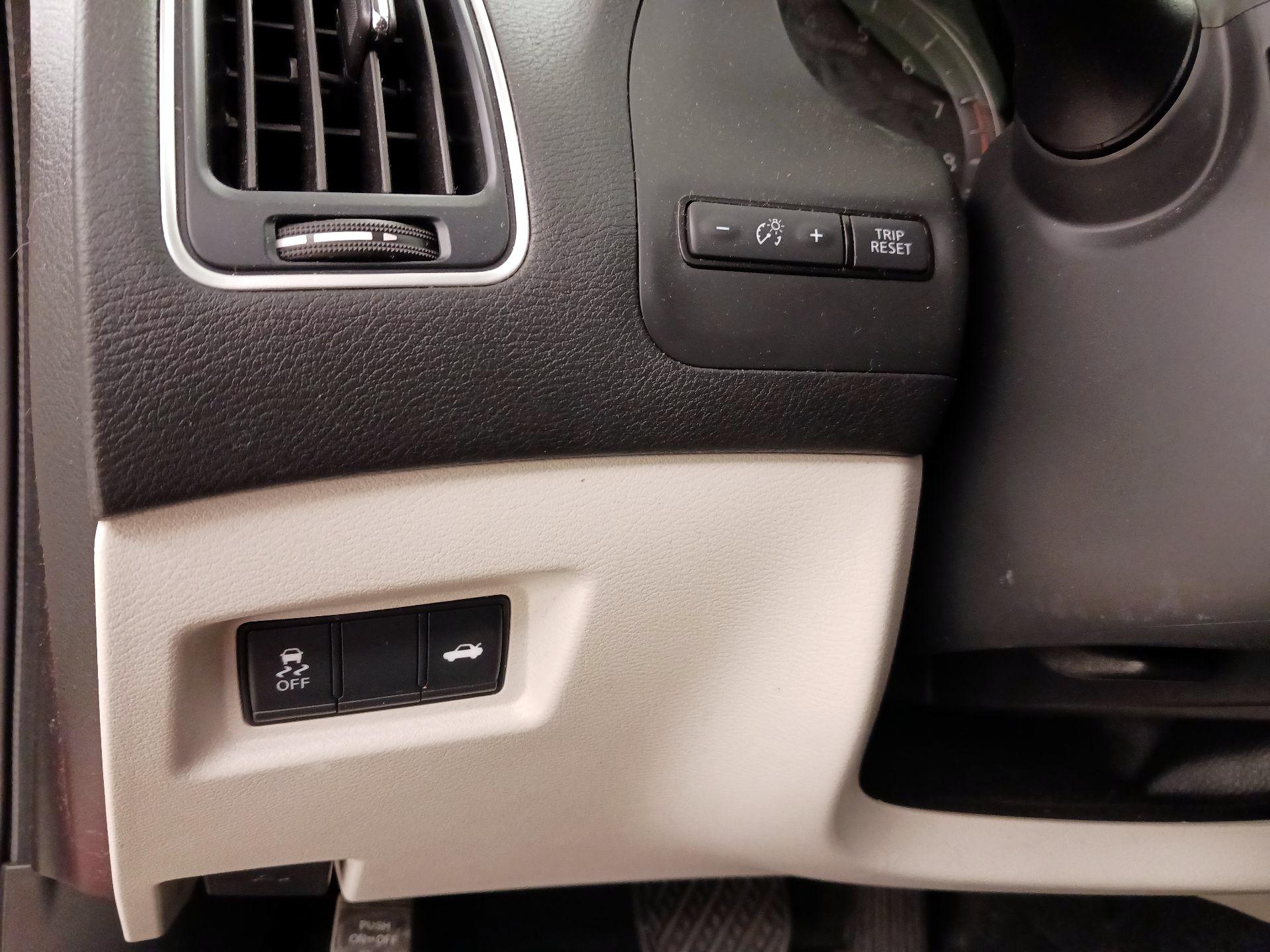 Thumbnail: 2021 INFINITI Q50 - 13