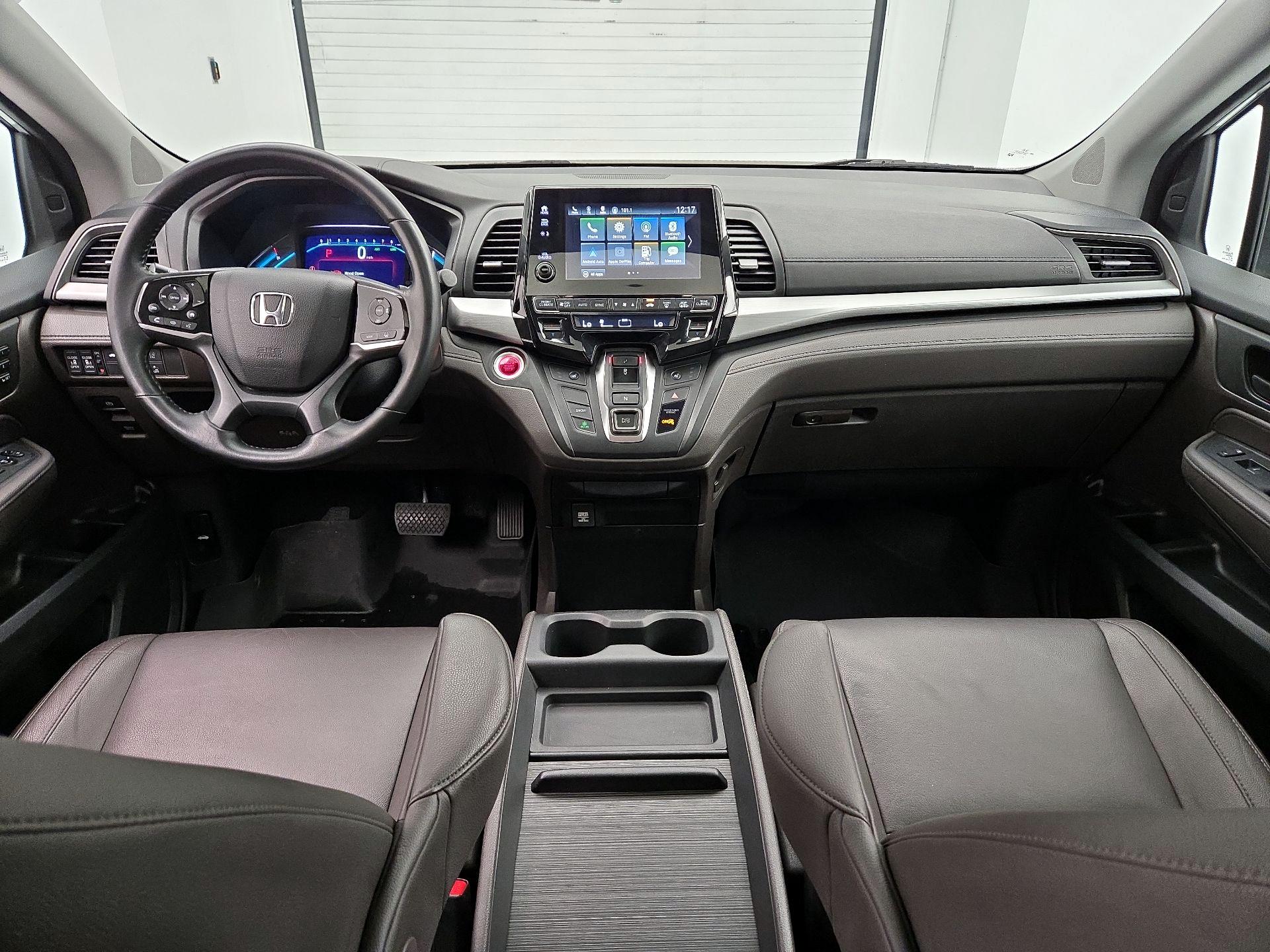 Thumbnail: 2018 Honda Odyssey - 9