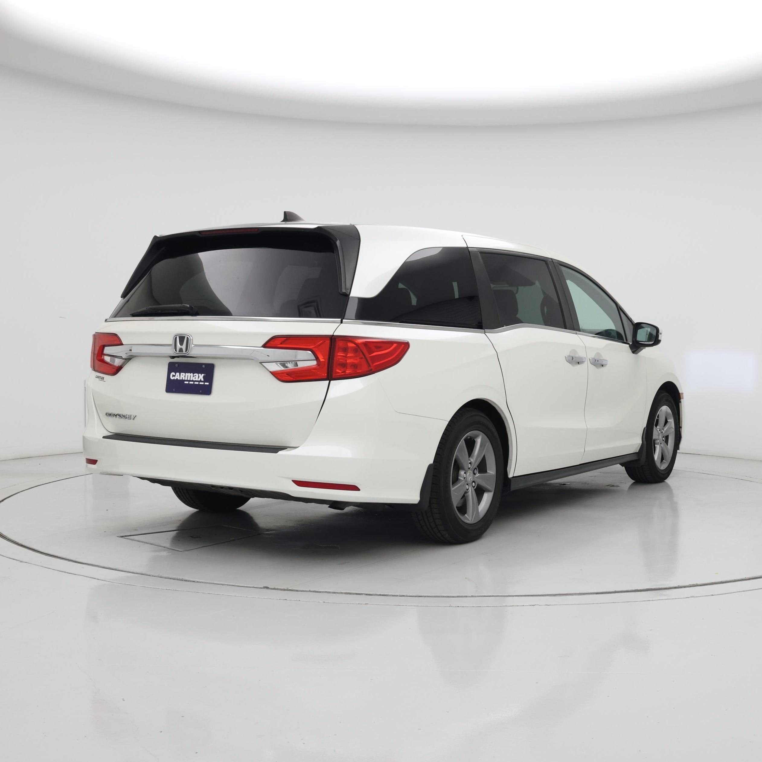 Thumbnail: 2018 Honda Odyssey - 8