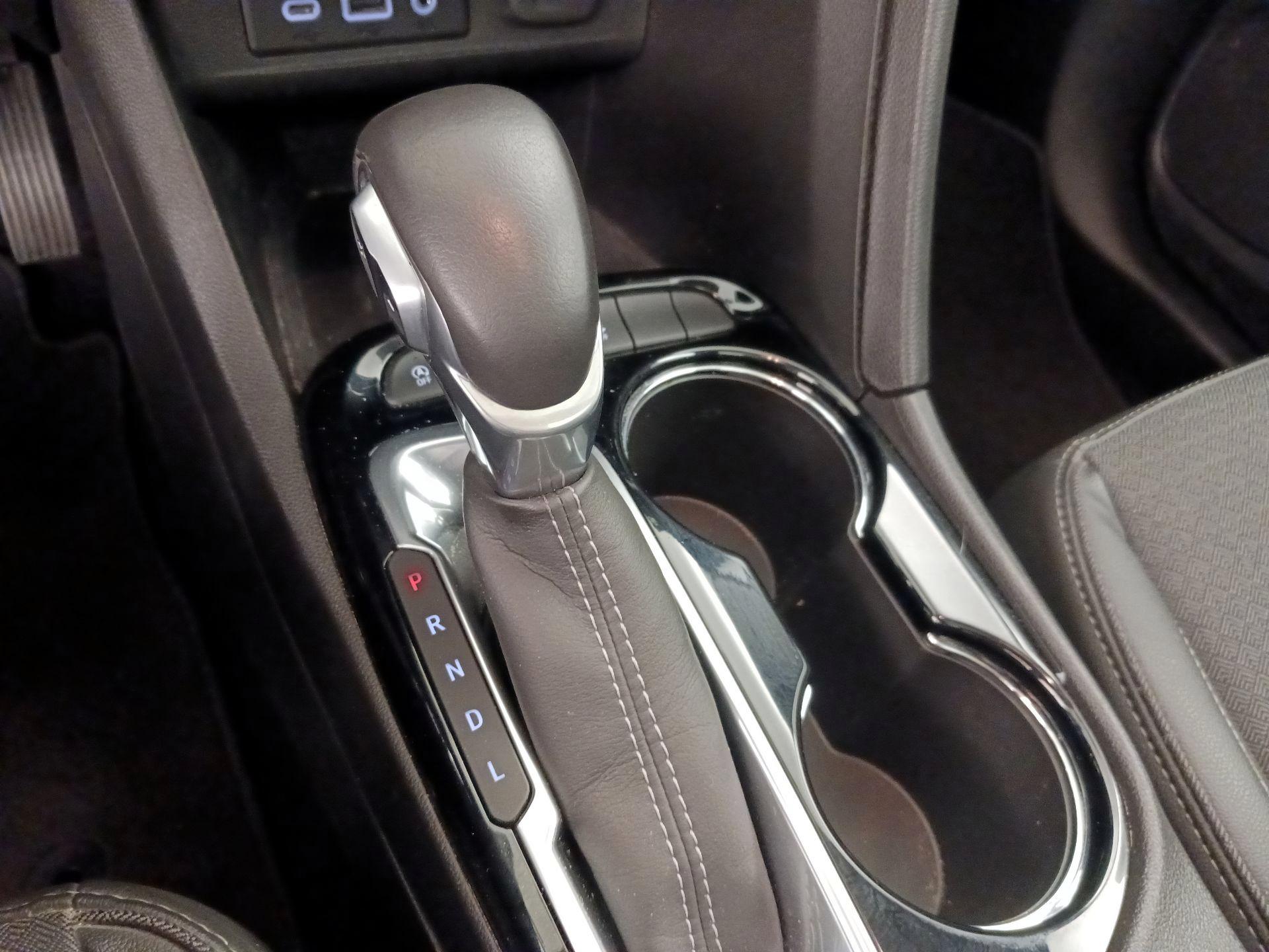 Thumbnail: 2020 Buick Encore GX - 18