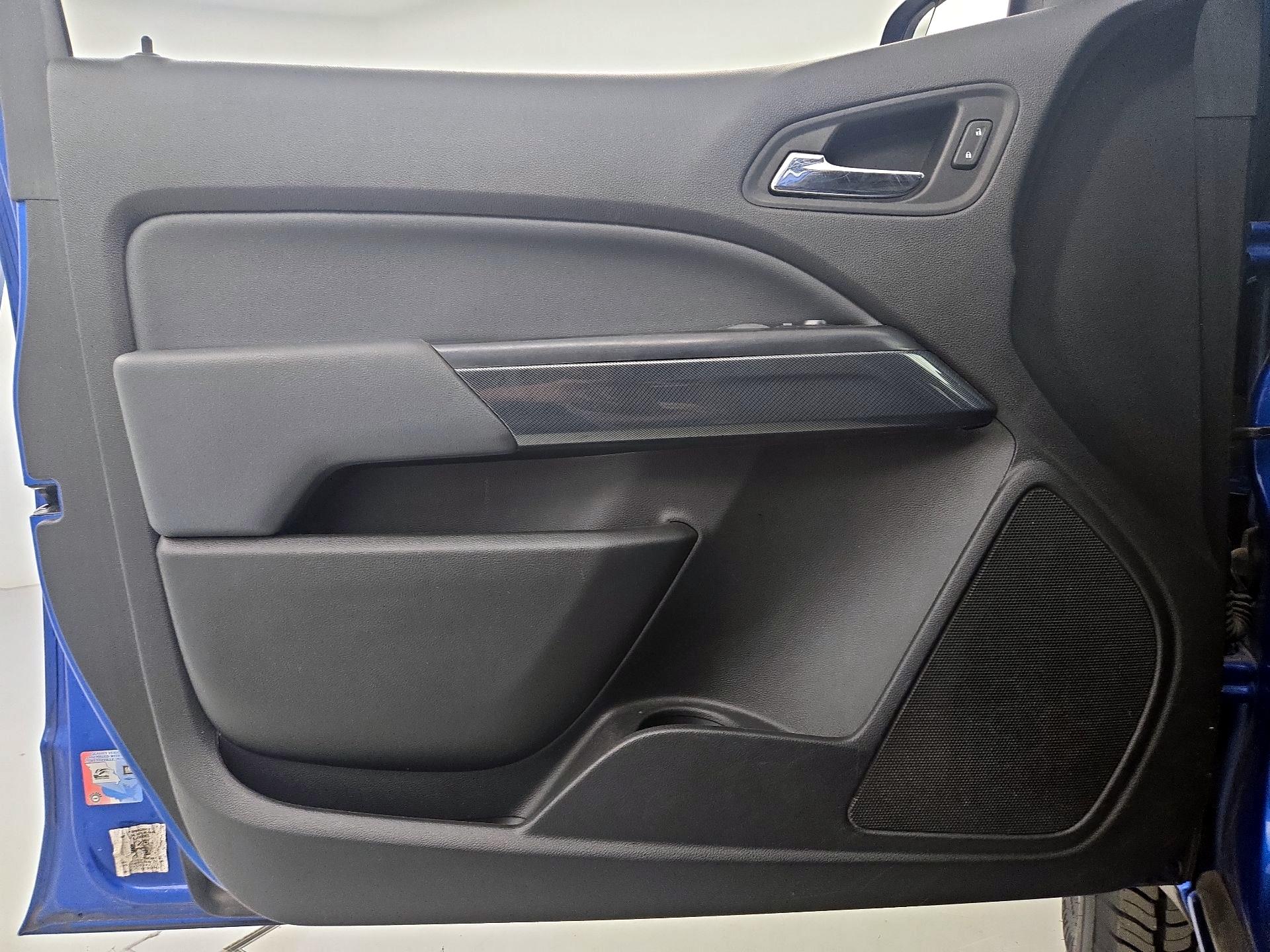 Thumbnail: 2018 Chevrolet Colorado - 12
