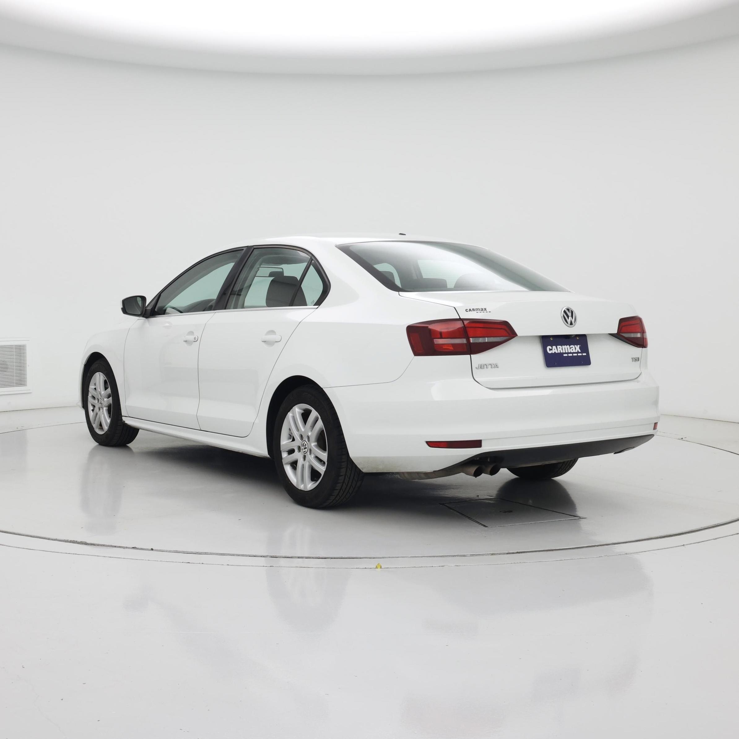 Thumbnail: 2017 Volkswagen Jetta - 2