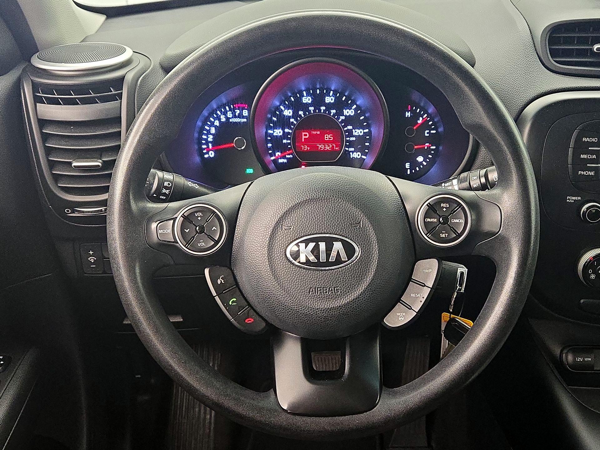 Thumbnail: 2016 Kia Soul - 10