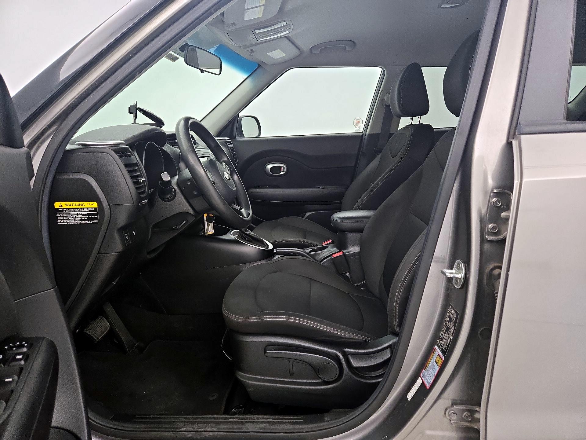 Thumbnail: 2016 Kia Soul - 11