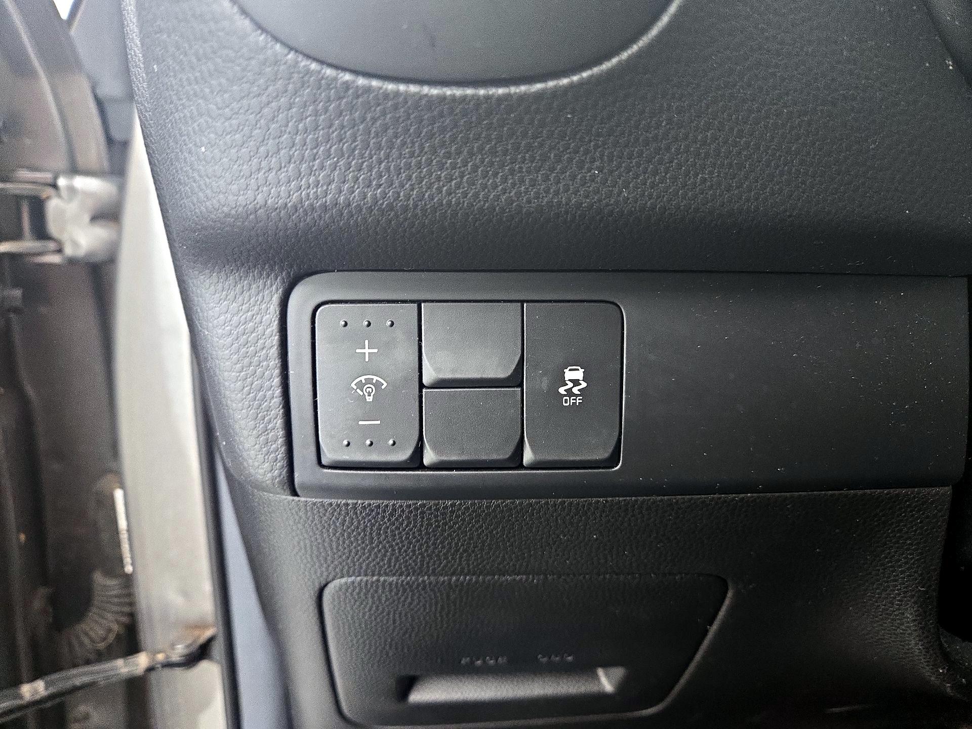 Thumbnail: 2016 Kia Soul - 13