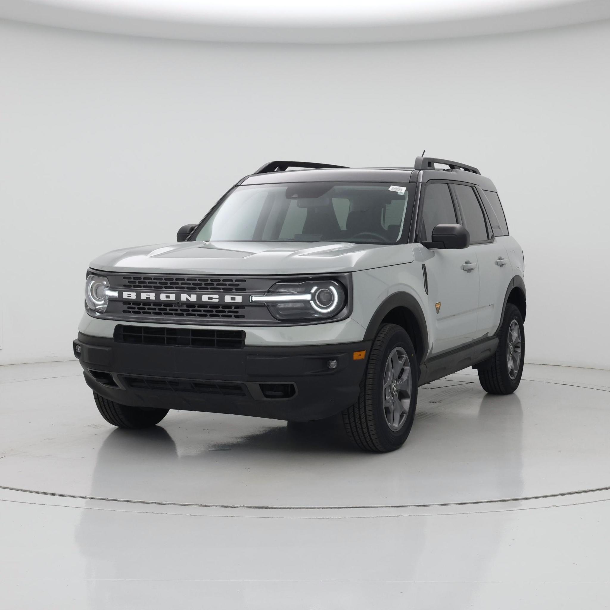 Thumbnail: 2022 Ford Bronco Sport - 4