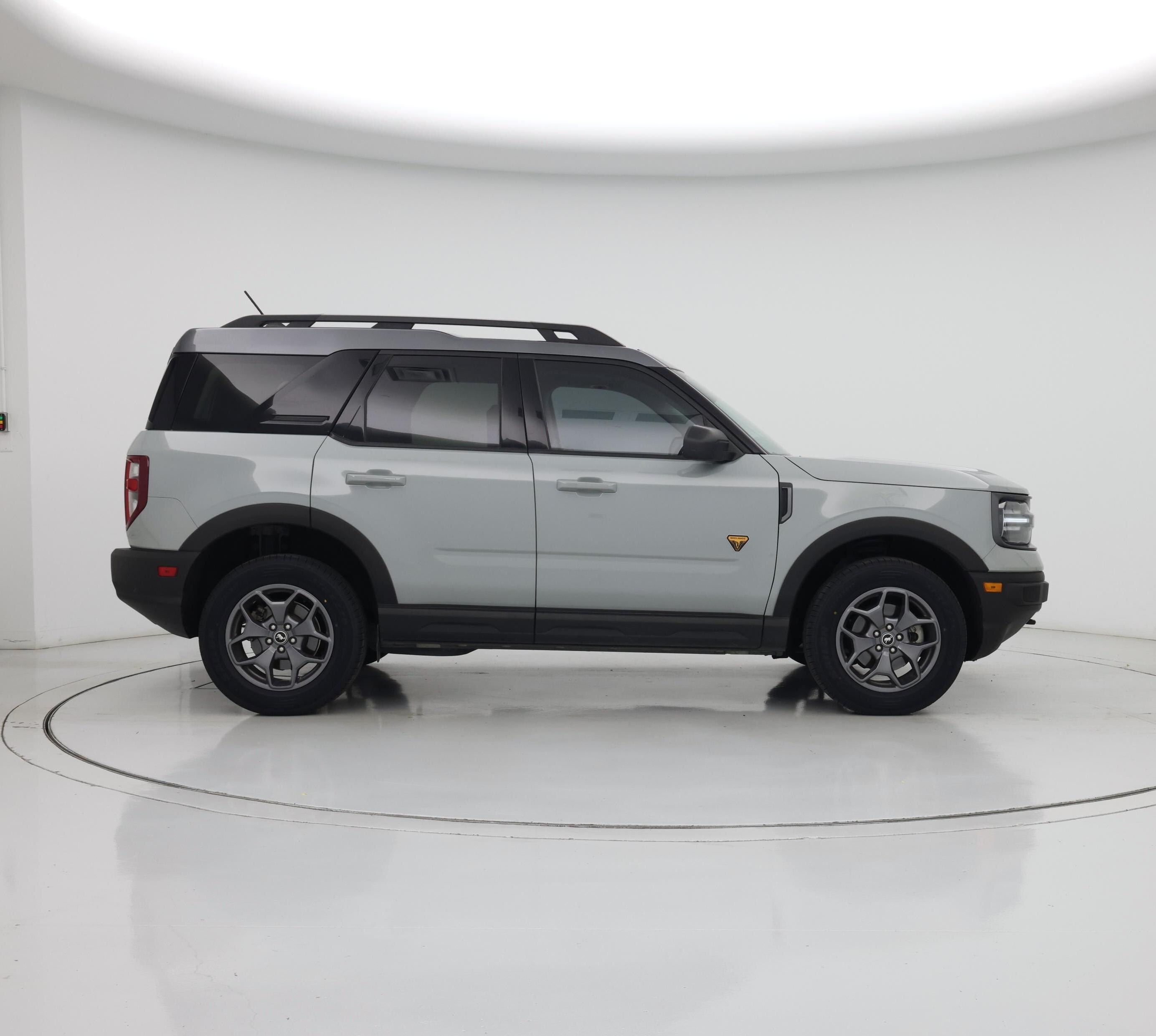 Thumbnail: 2022 Ford Bronco Sport - 7
