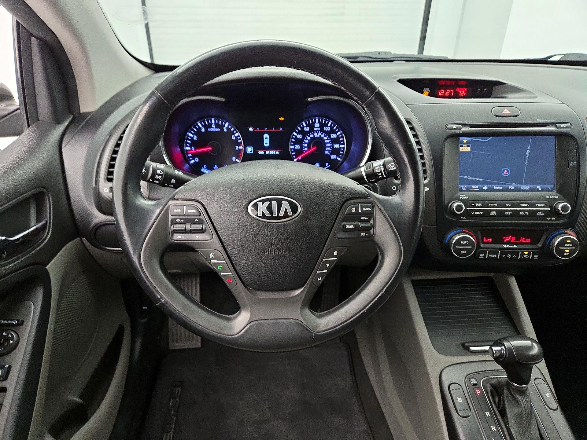 Thumbnail: 2014 Kia Forte - 10