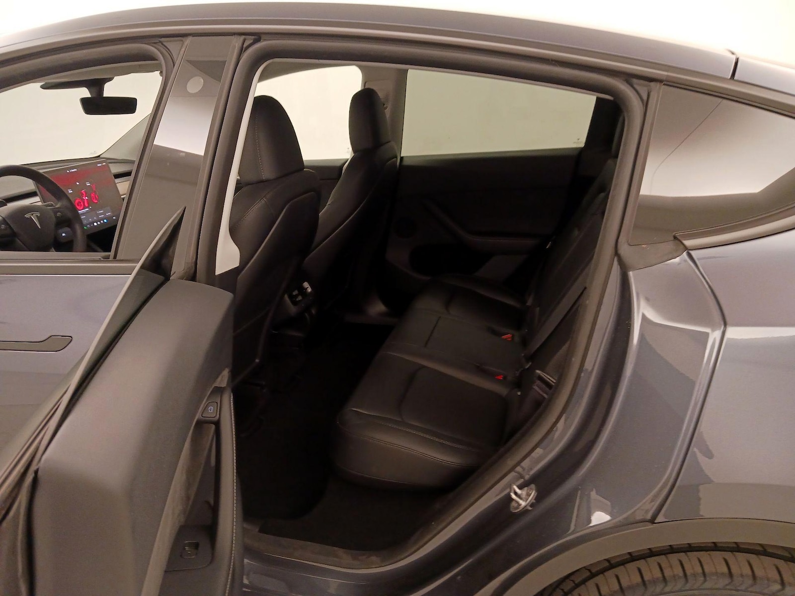 2023 Tesla Model Y Long Range - Photo 20