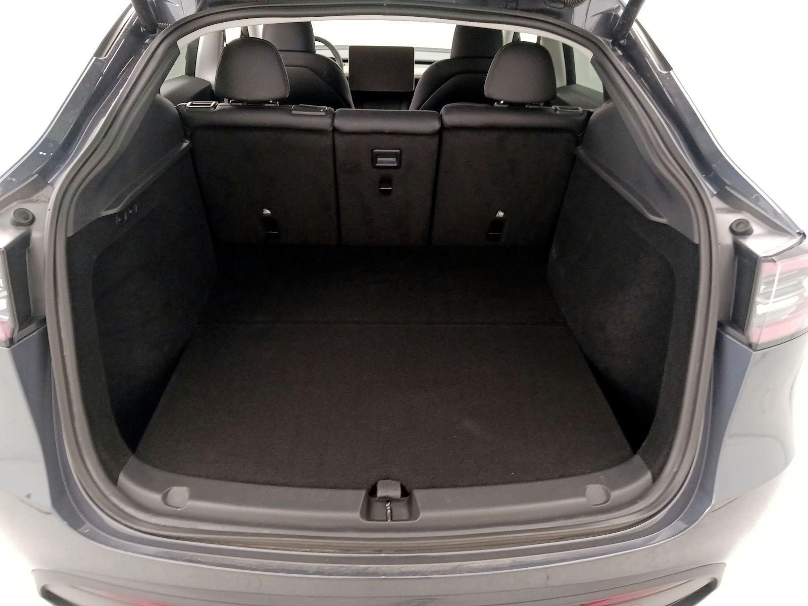 2023 Tesla Model Y Long Range - Photo 21