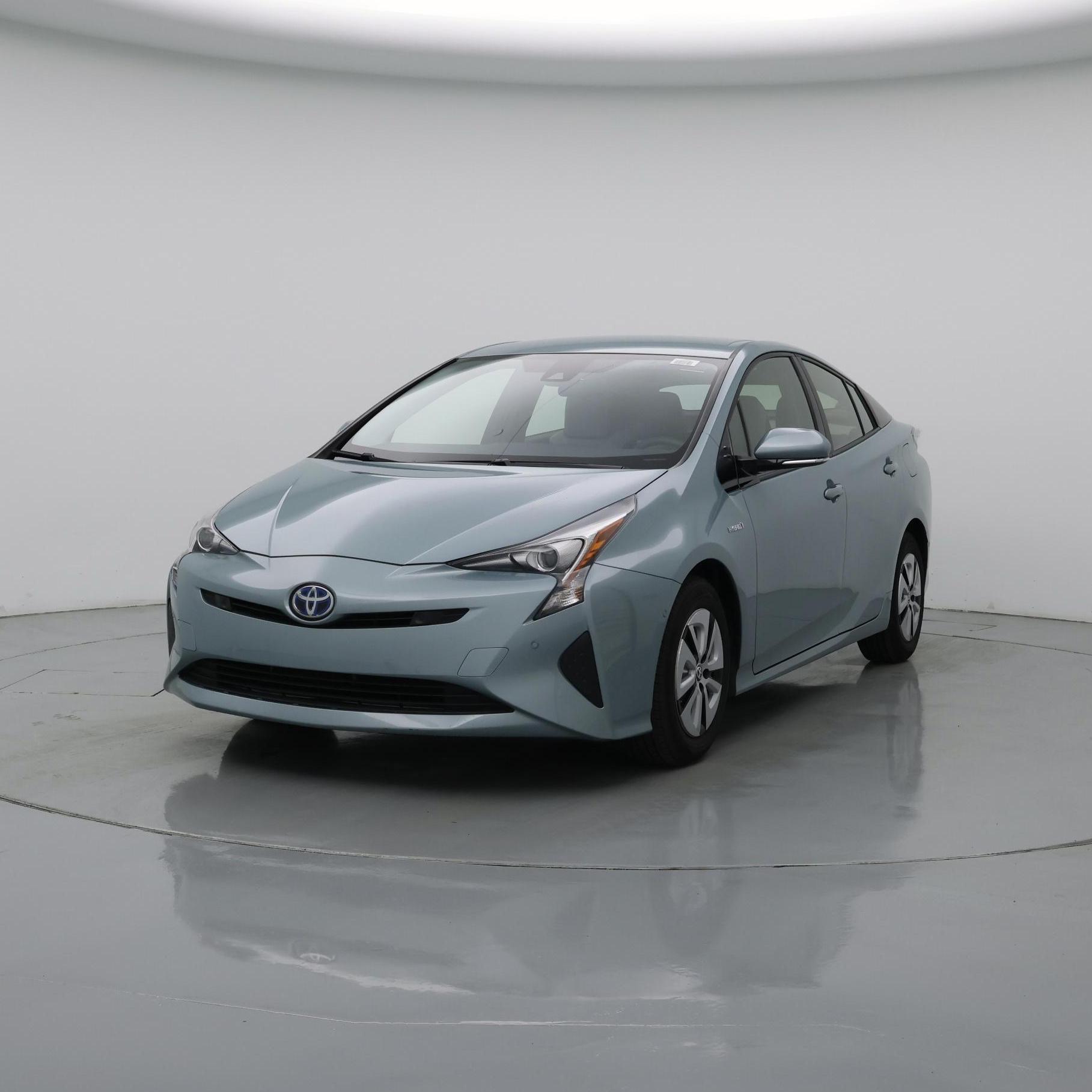 Thumbnail: 2018 Toyota Prius - 4