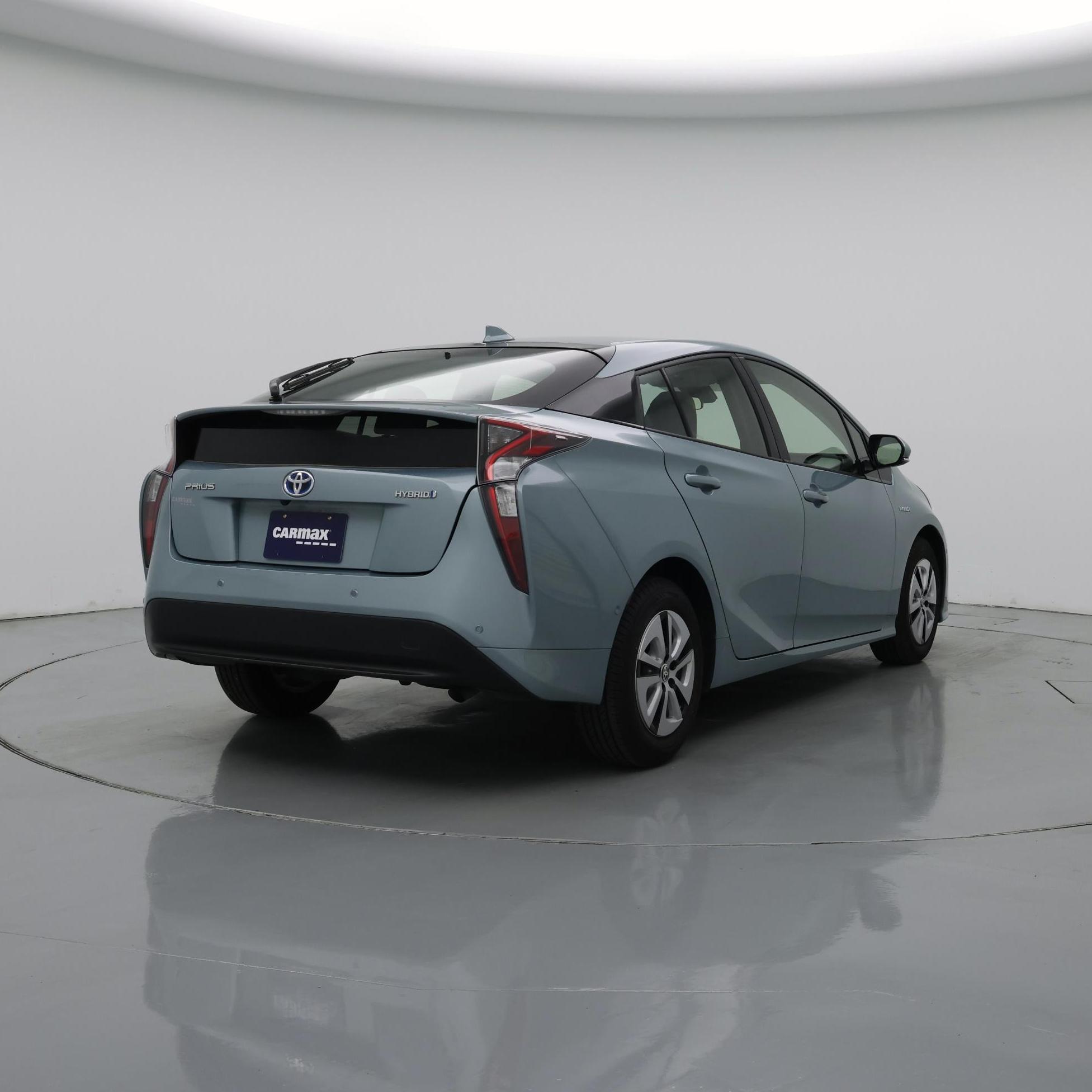 Thumbnail: 2018 Toyota Prius - 8