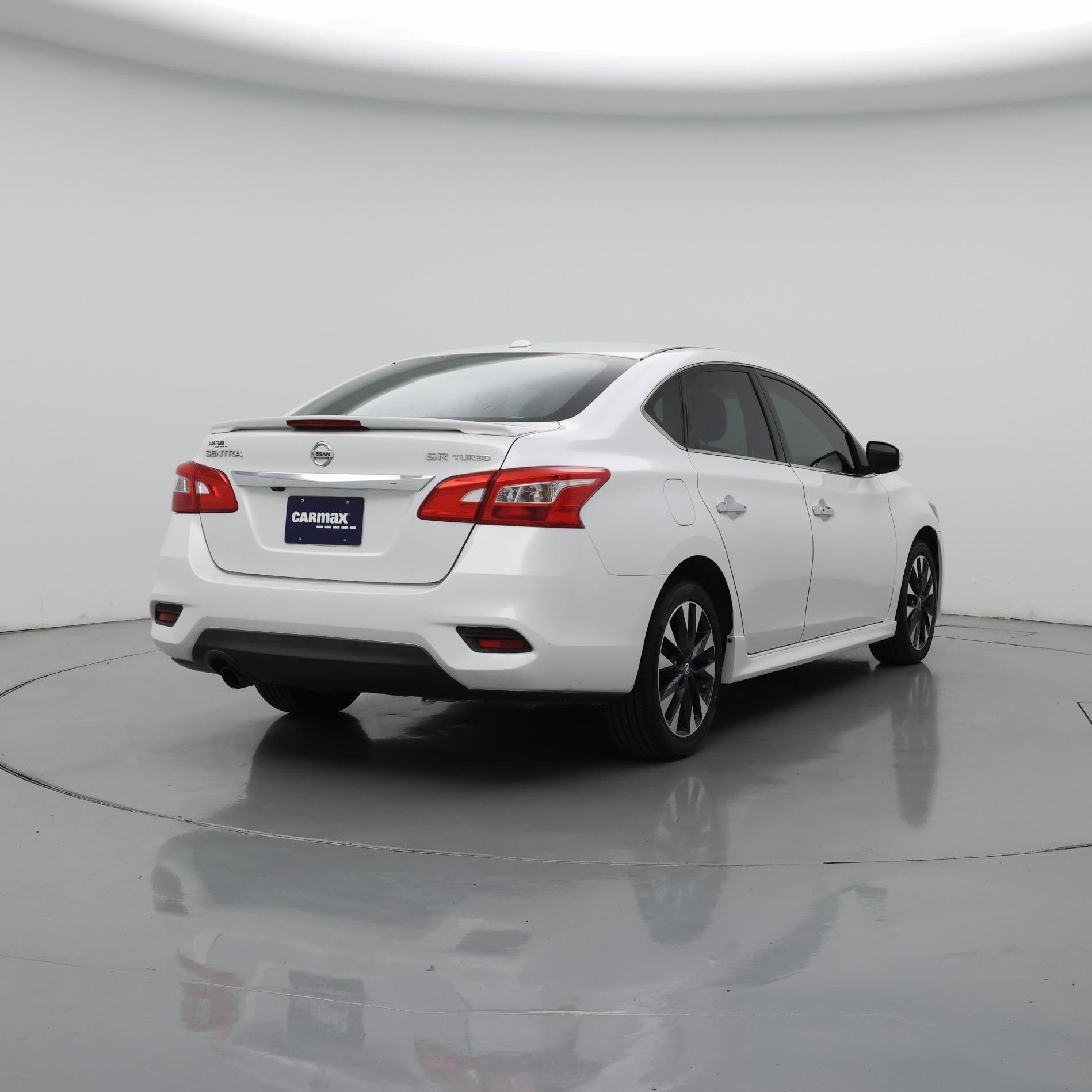 Thumbnail: 2017 Nissan Sentra - 8