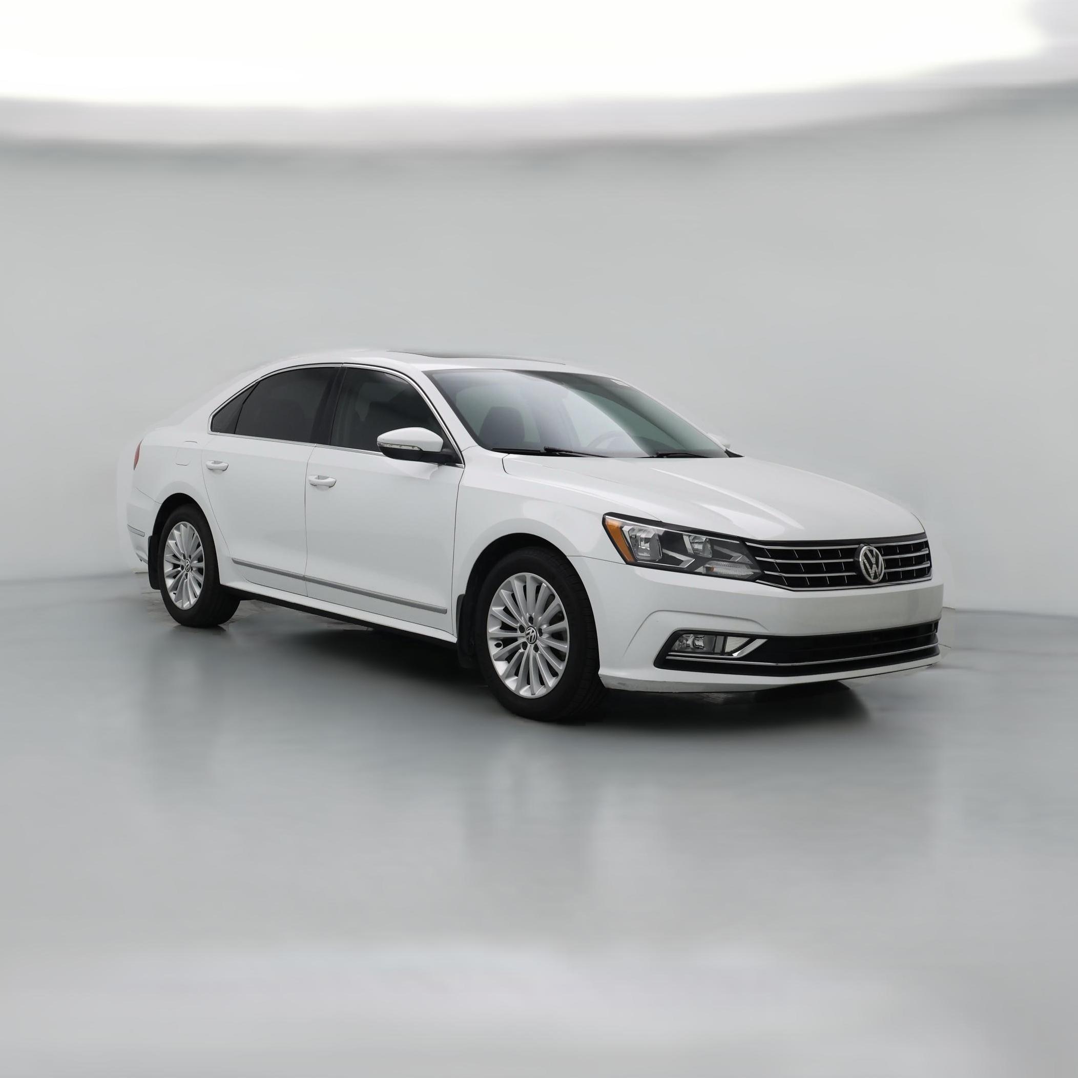Thumbnail: 2016 Volkswagen Passat - 1