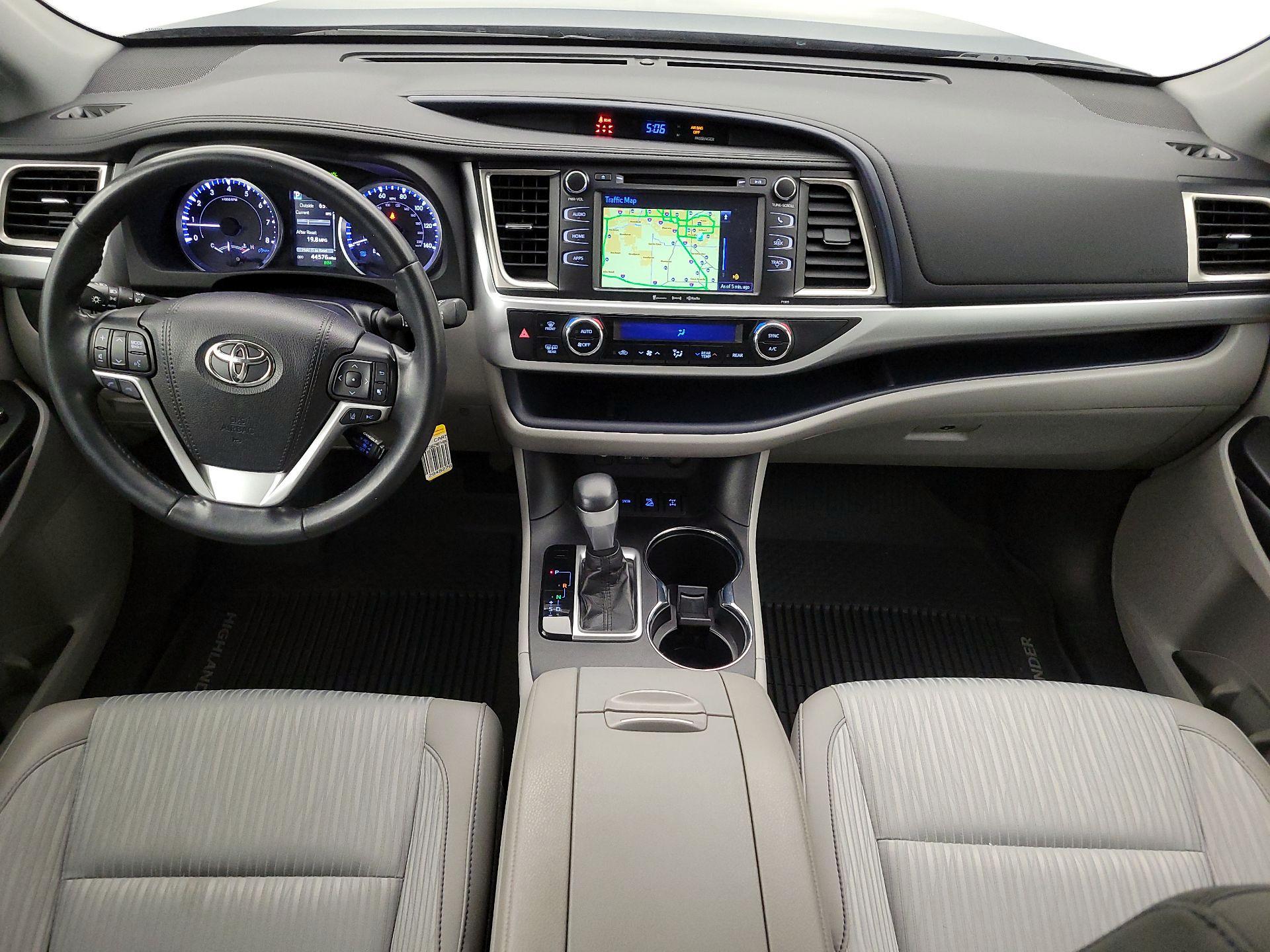 Thumbnail: 2019 Toyota Highlander - 9