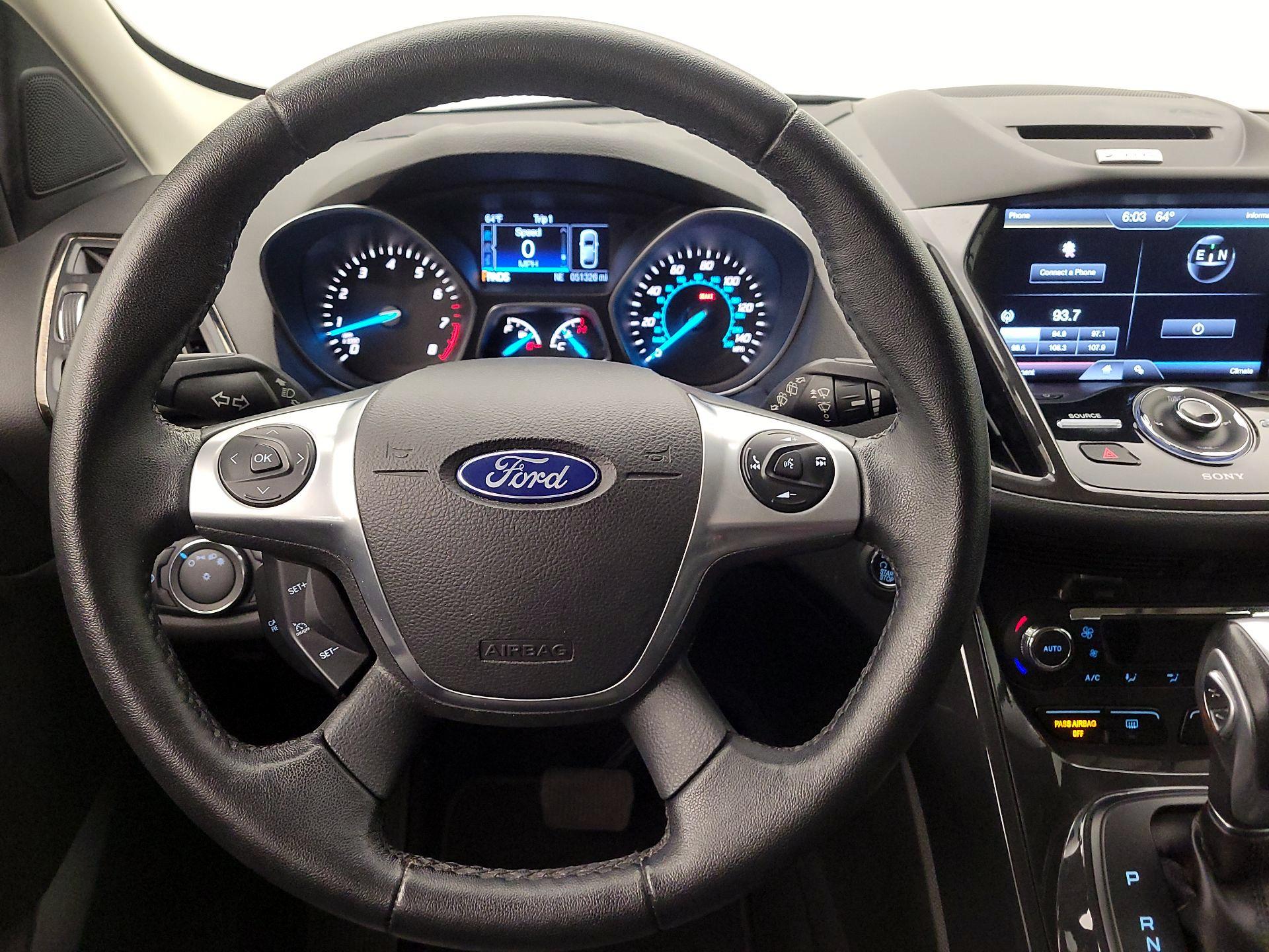 Thumbnail: 2015 Ford Escape - 10