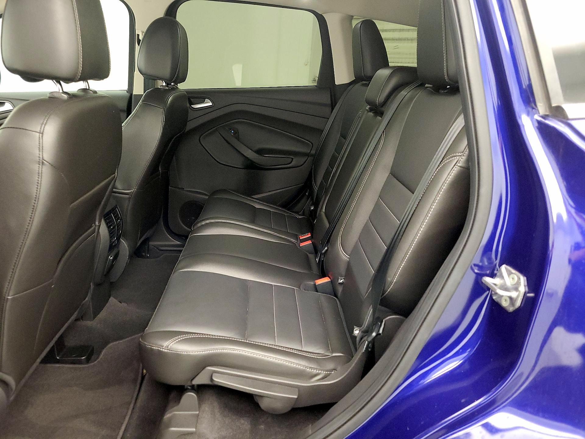 Thumbnail: 2015 Ford Escape - 20