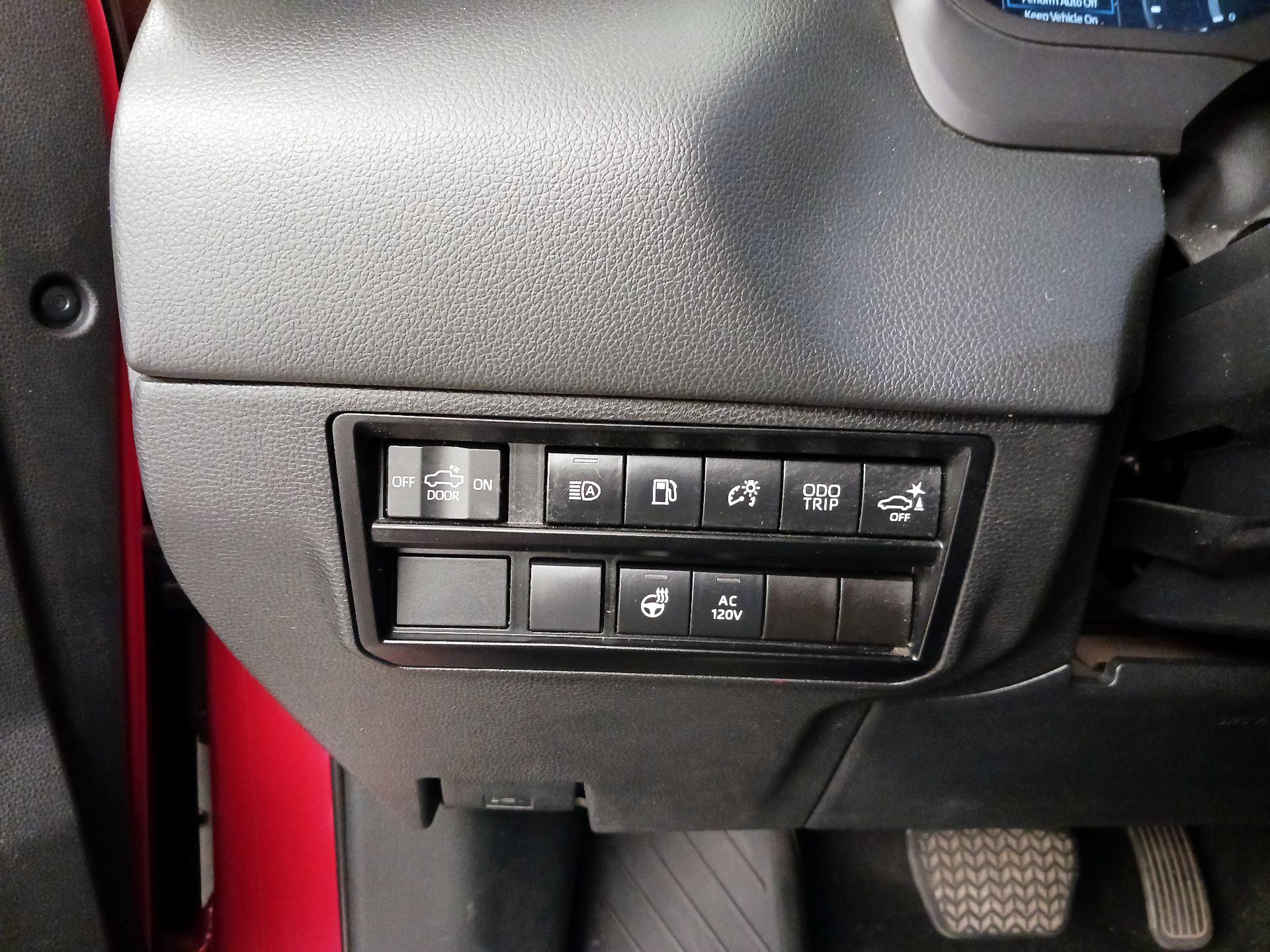 Thumbnail: 2023 Toyota Tundra - 13