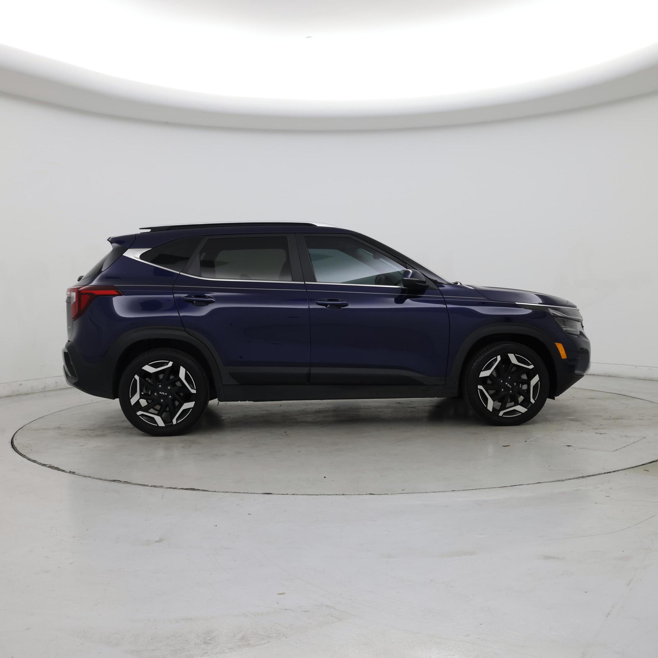 Thumbnail: 2024 Kia Seltos - 7