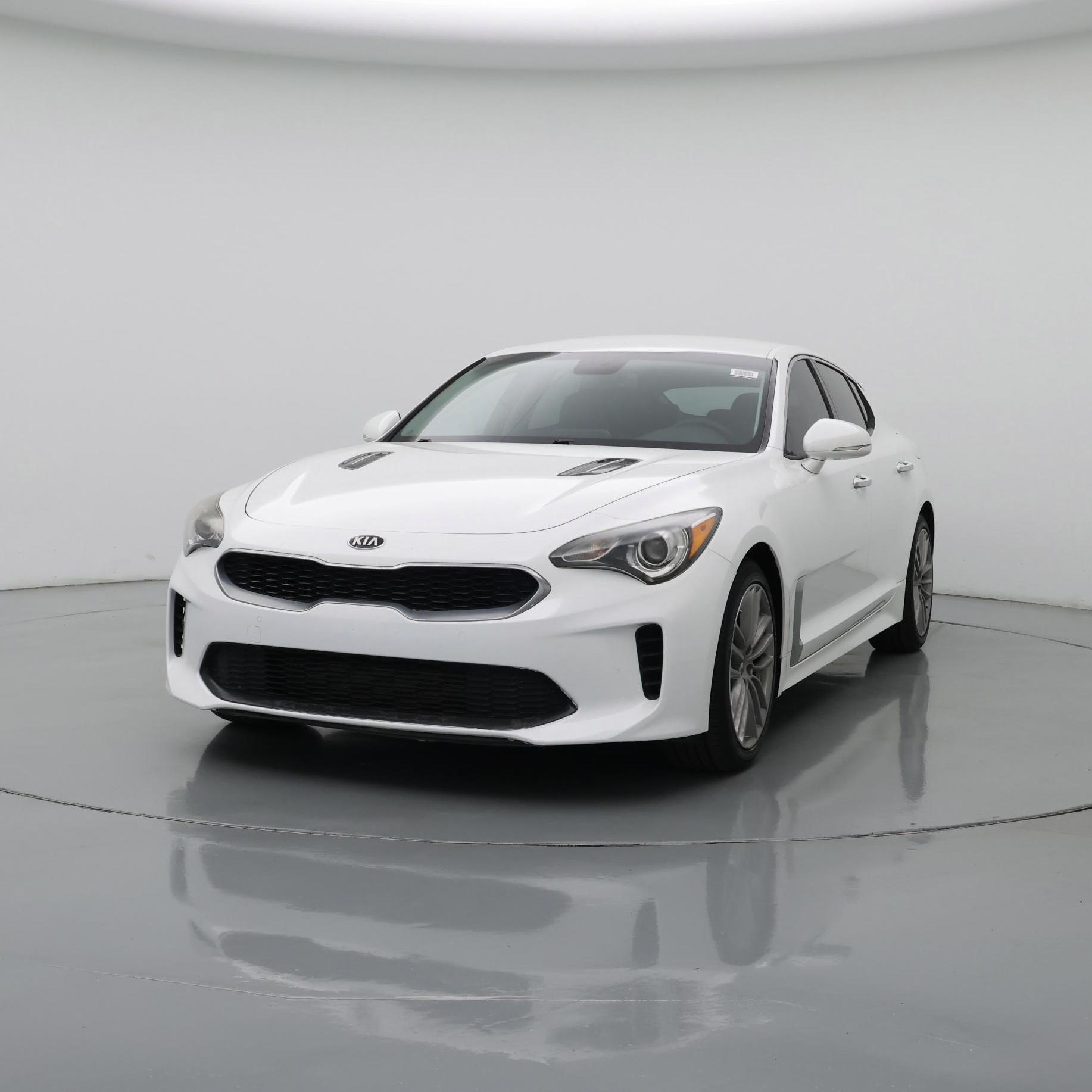 Thumbnail: 2018 Kia Stinger - 4
