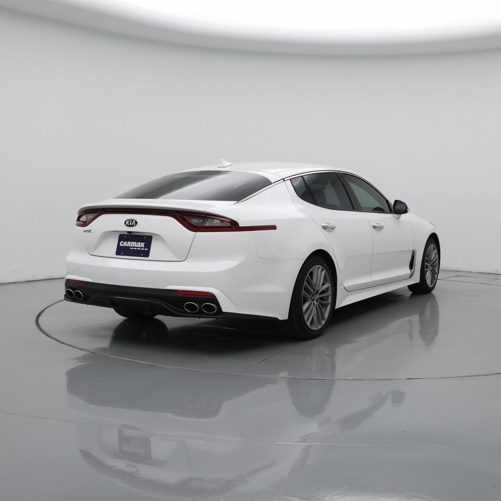 Thumbnail: 2018 Kia Stinger - 8