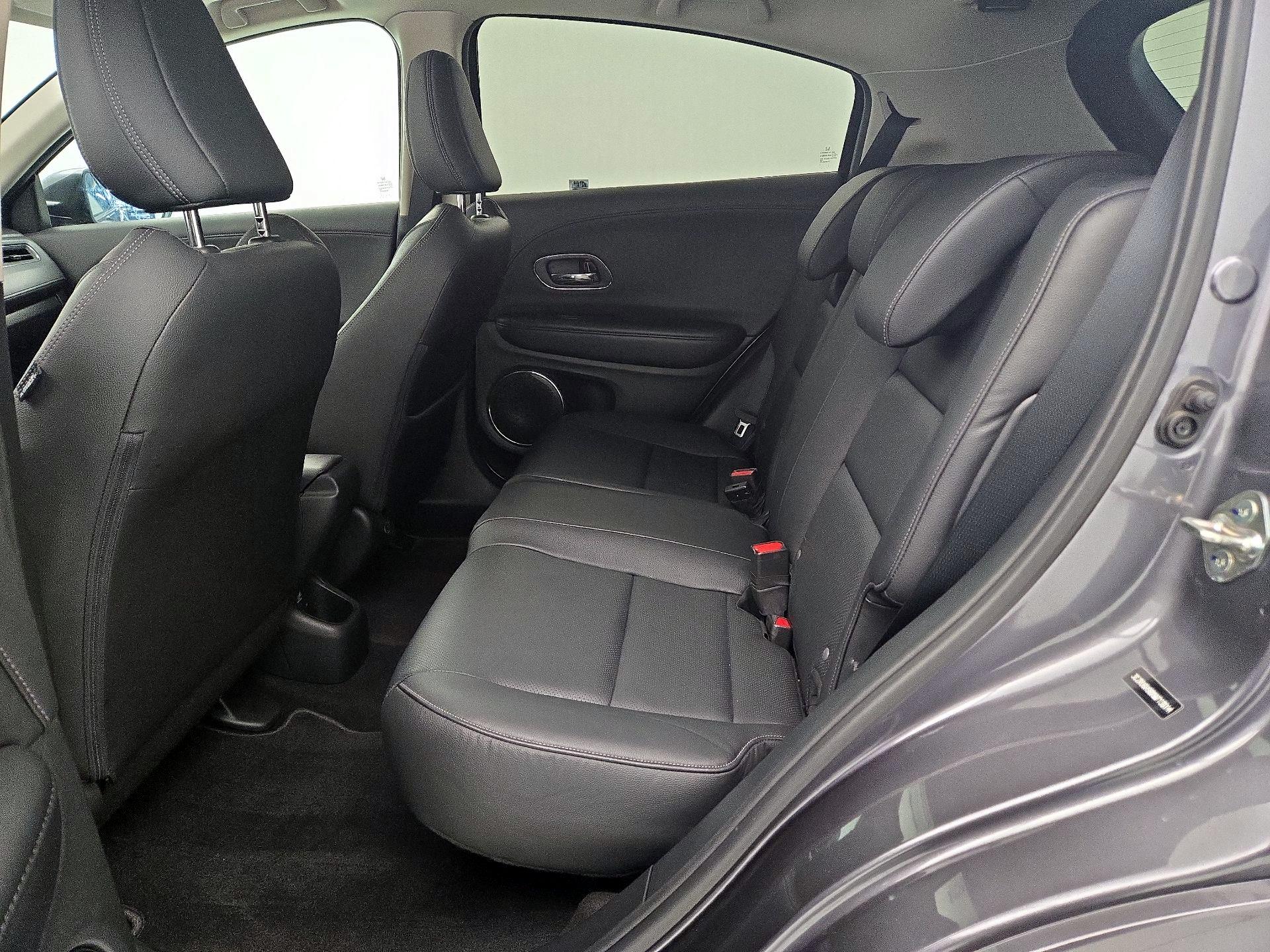 Thumbnail: 2019 Honda HR-V - 19