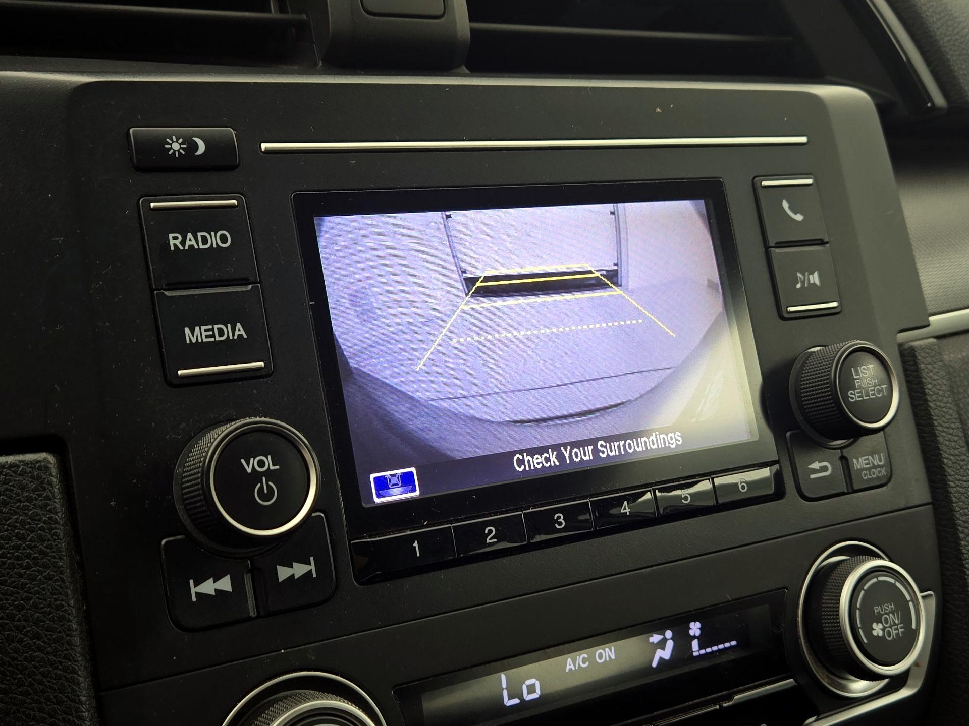 Thumbnail: 2016 Honda Civic - 12